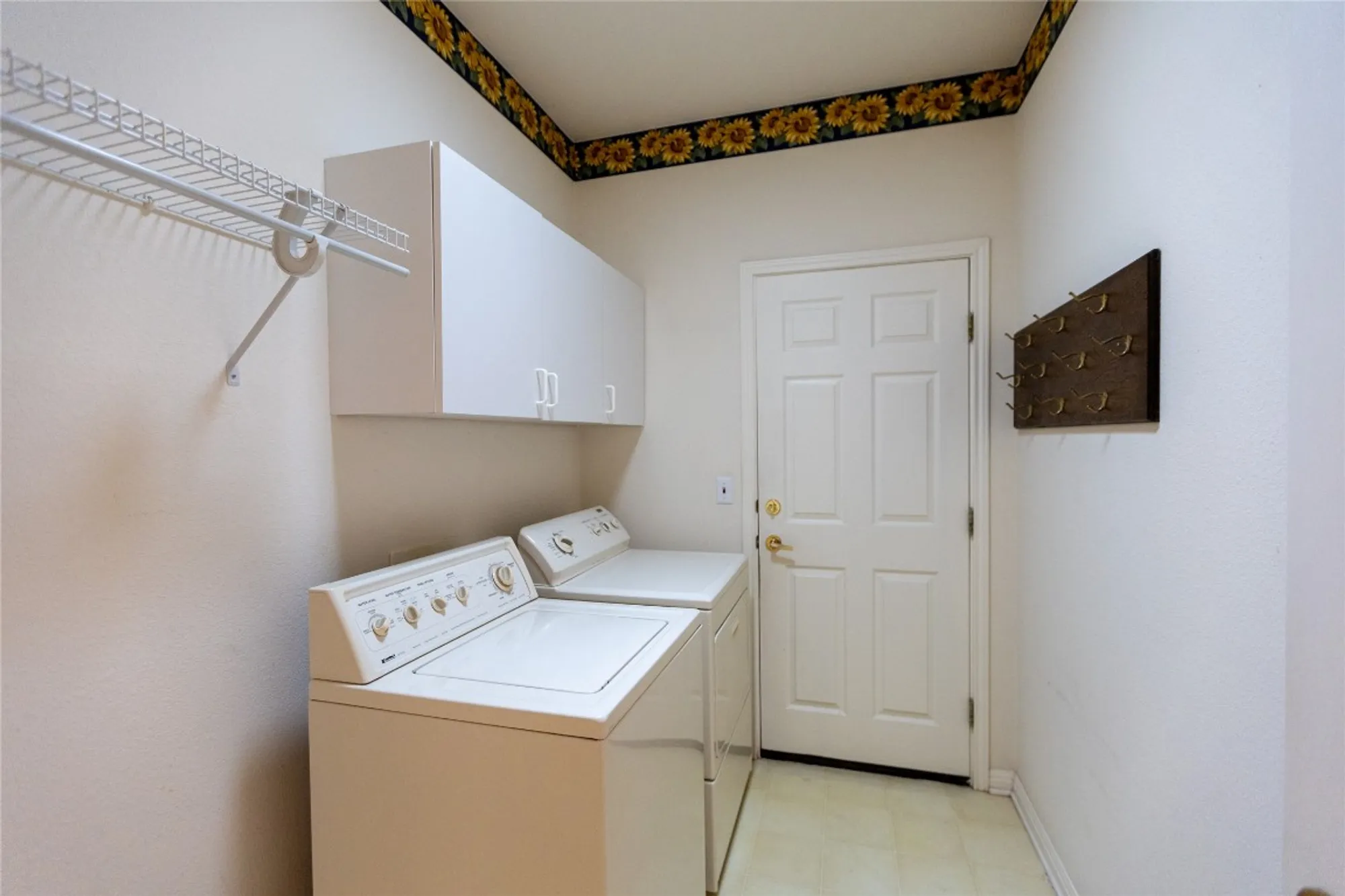 Property Slideshow image 26 of 30 | 117 dewberry dr, Georgetown, TX, 78633