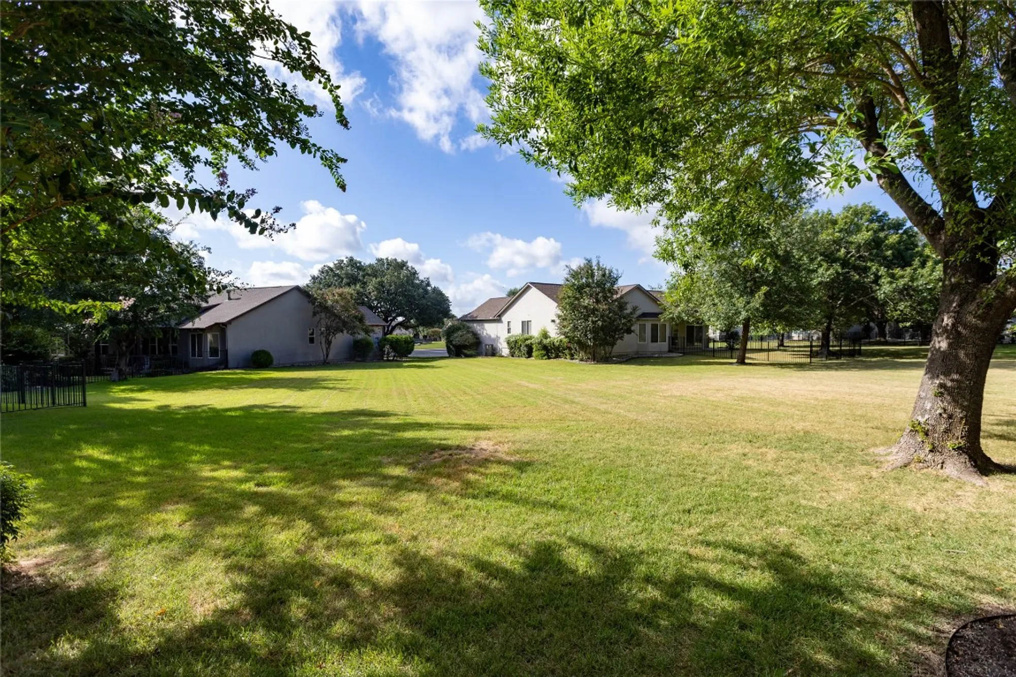 Property Slideshow image 30 of 30 | 117 dewberry dr, Georgetown, TX, 78633