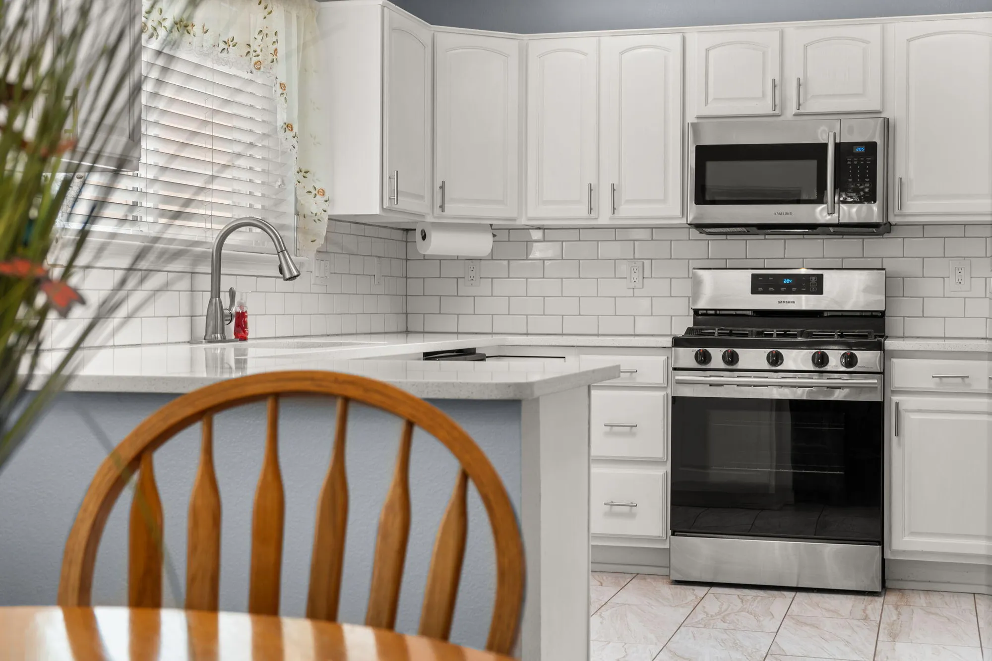 Property Slideshow image 18 of 46 | 3404 esplanade pl, Rio Rancho, NM, 87124