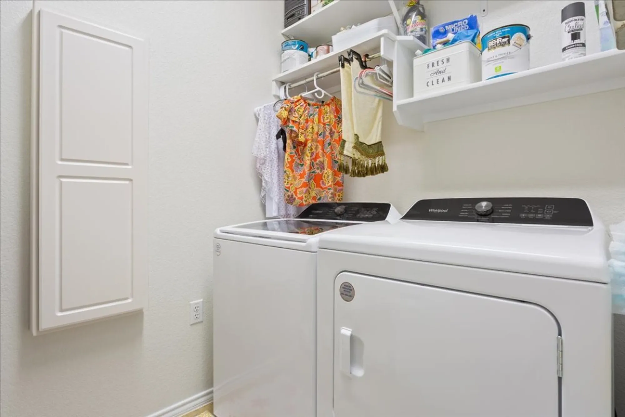 Property Slideshow image 19 of 26 | 812 prairie grass ln, Georgetown, TX, 78633