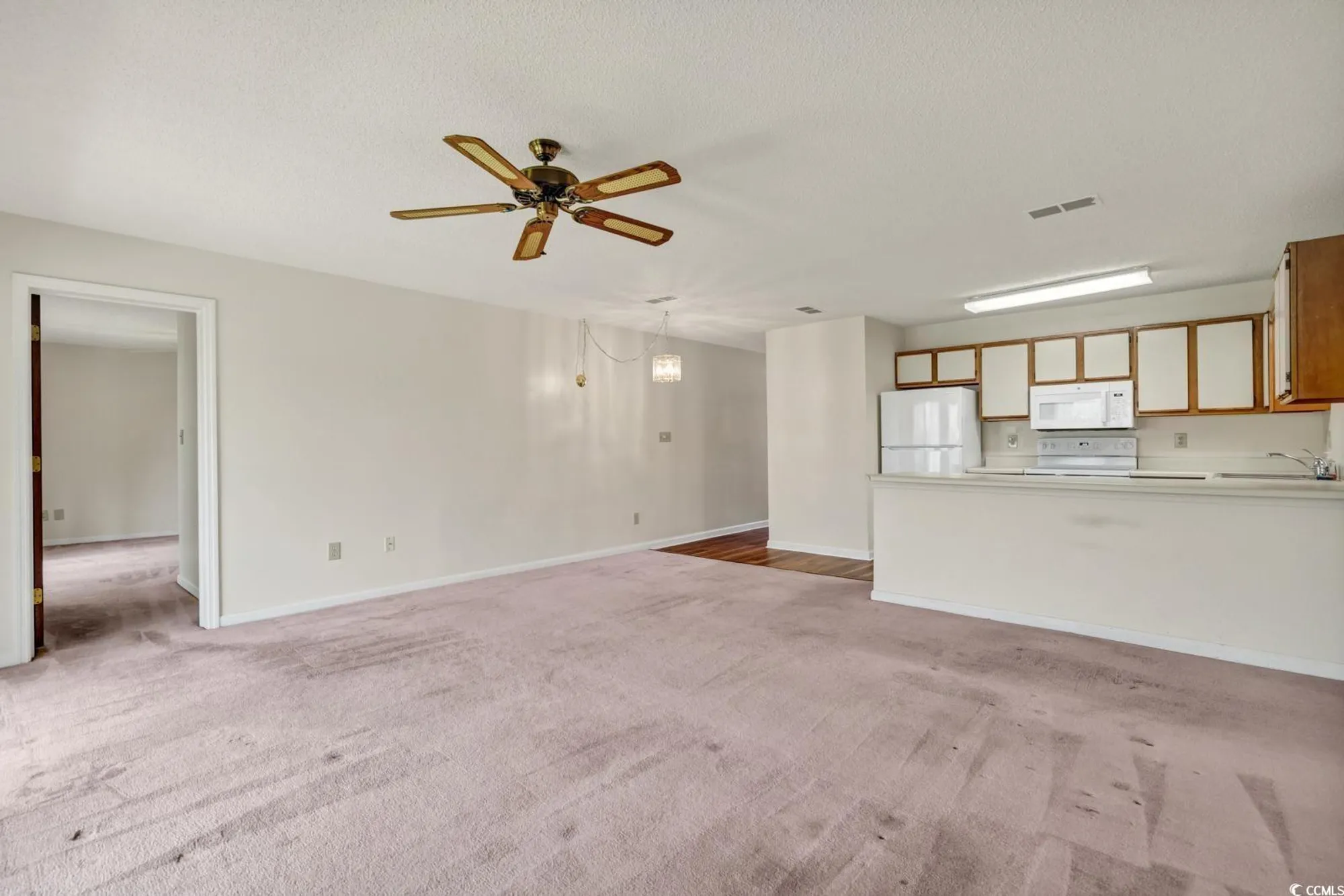 Property Slideshow image 8 of 36 | 510 fairwood lakes dr 19-c, Myrtle Beach, SC, 29588