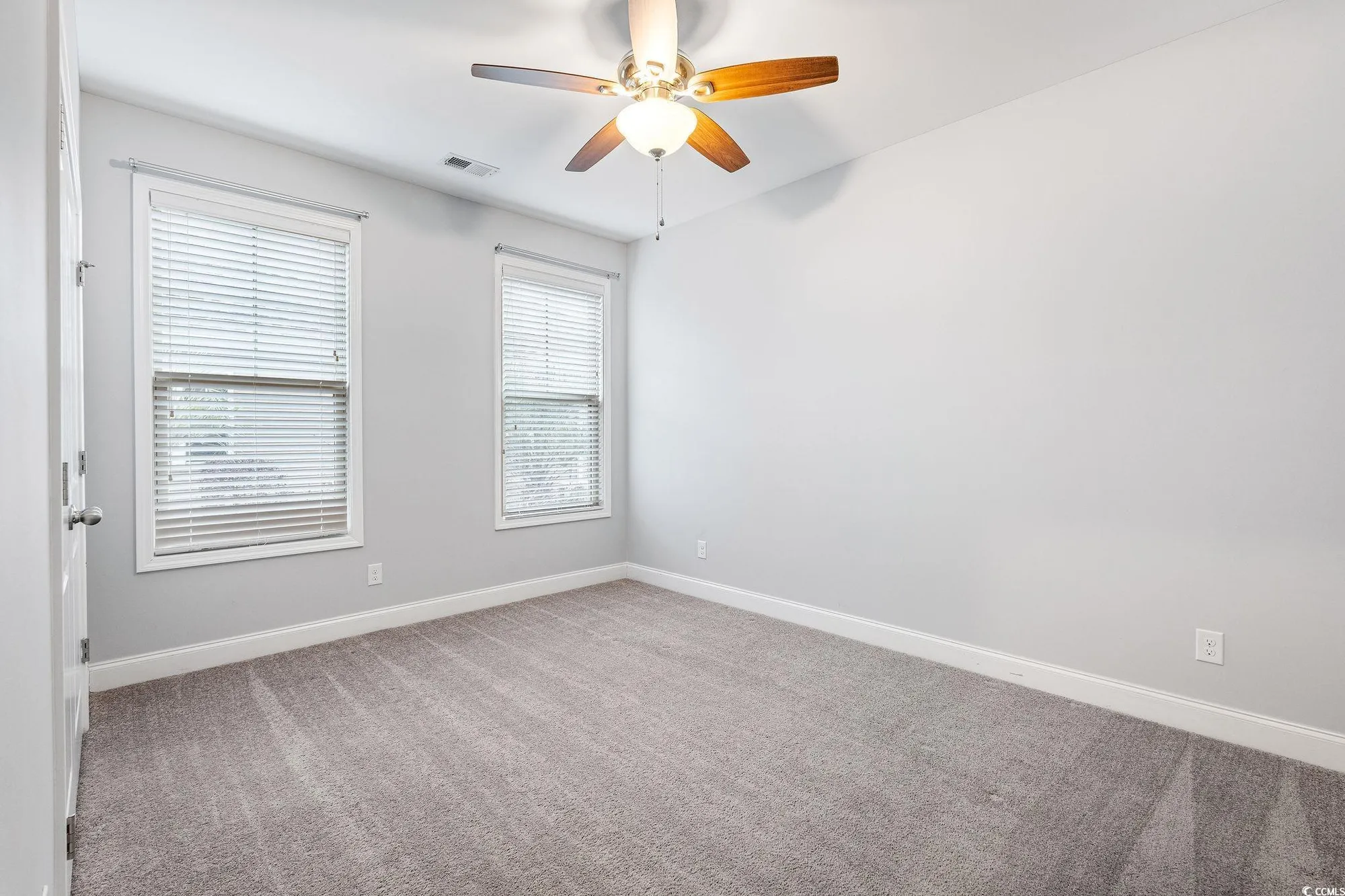 Property Slideshow image 11 of 39 | 5230 piemonte ln, Myrtle Beach, SC, 29579