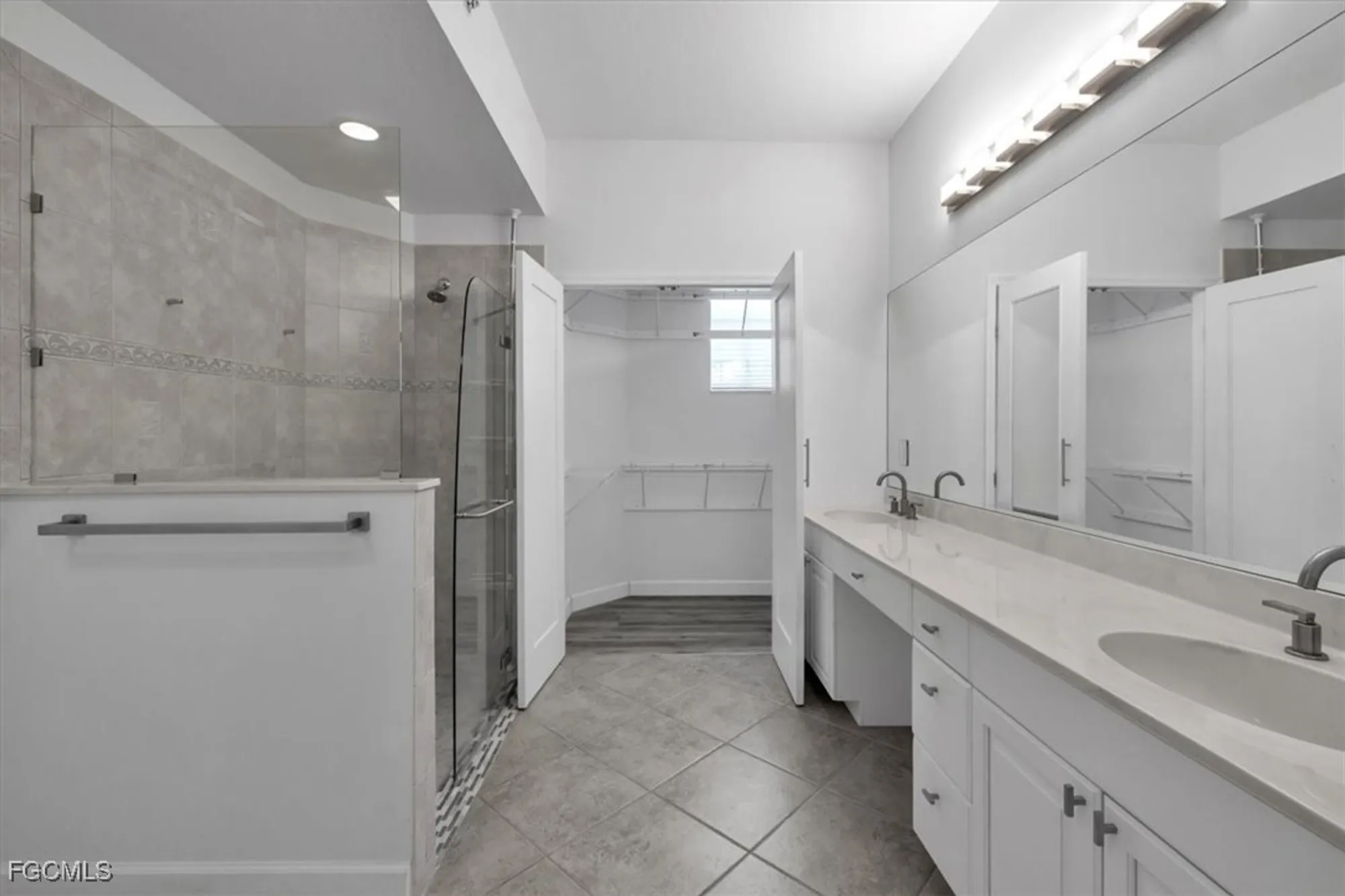 Property Slideshow image 26 of 48 | 13121 pebblebrook point cir 102, Fort Myers, FL, 33905