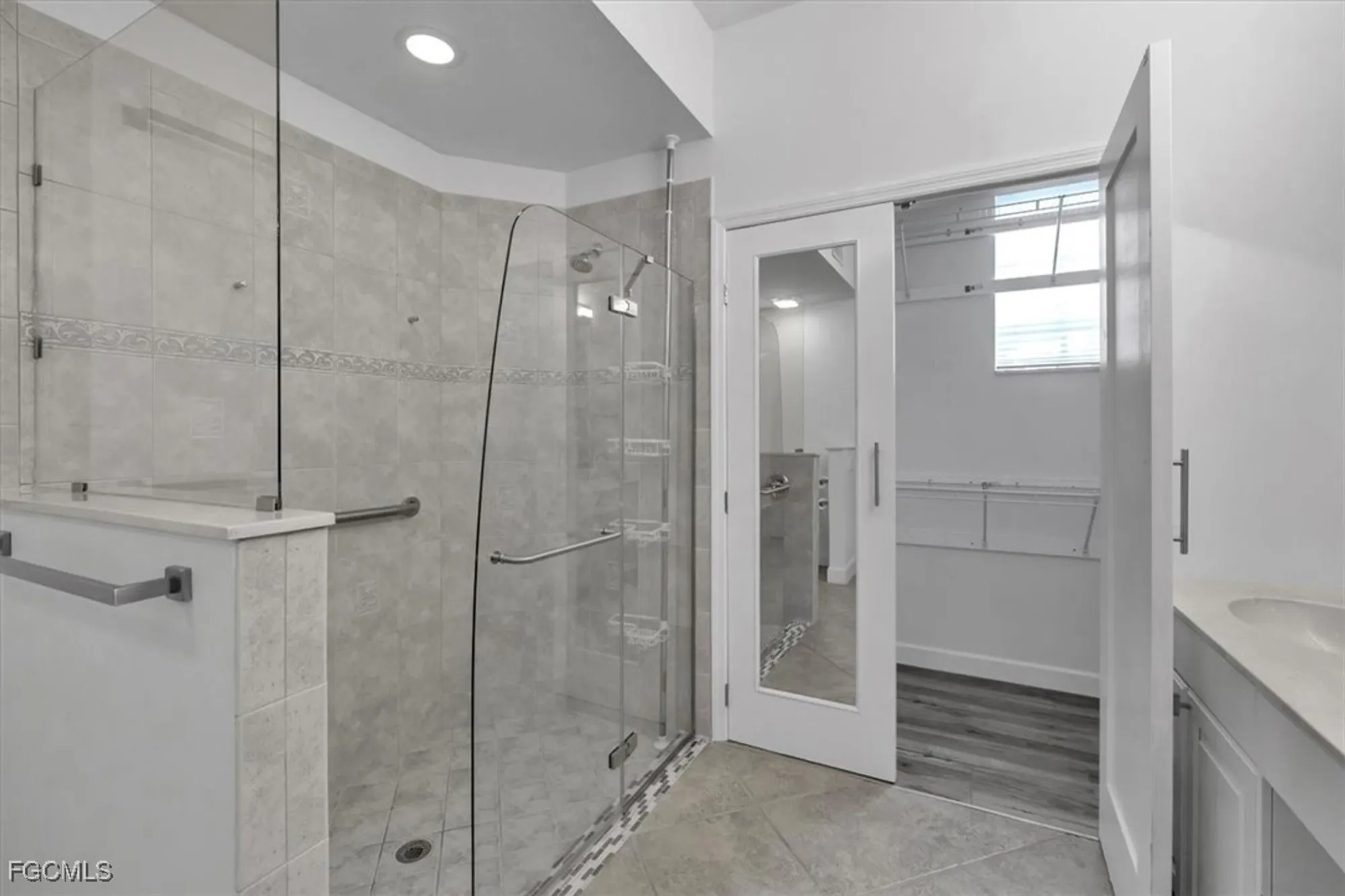 Property Slideshow image 27 of 48 | 13121 pebblebrook point cir 102, Fort Myers, FL, 33905