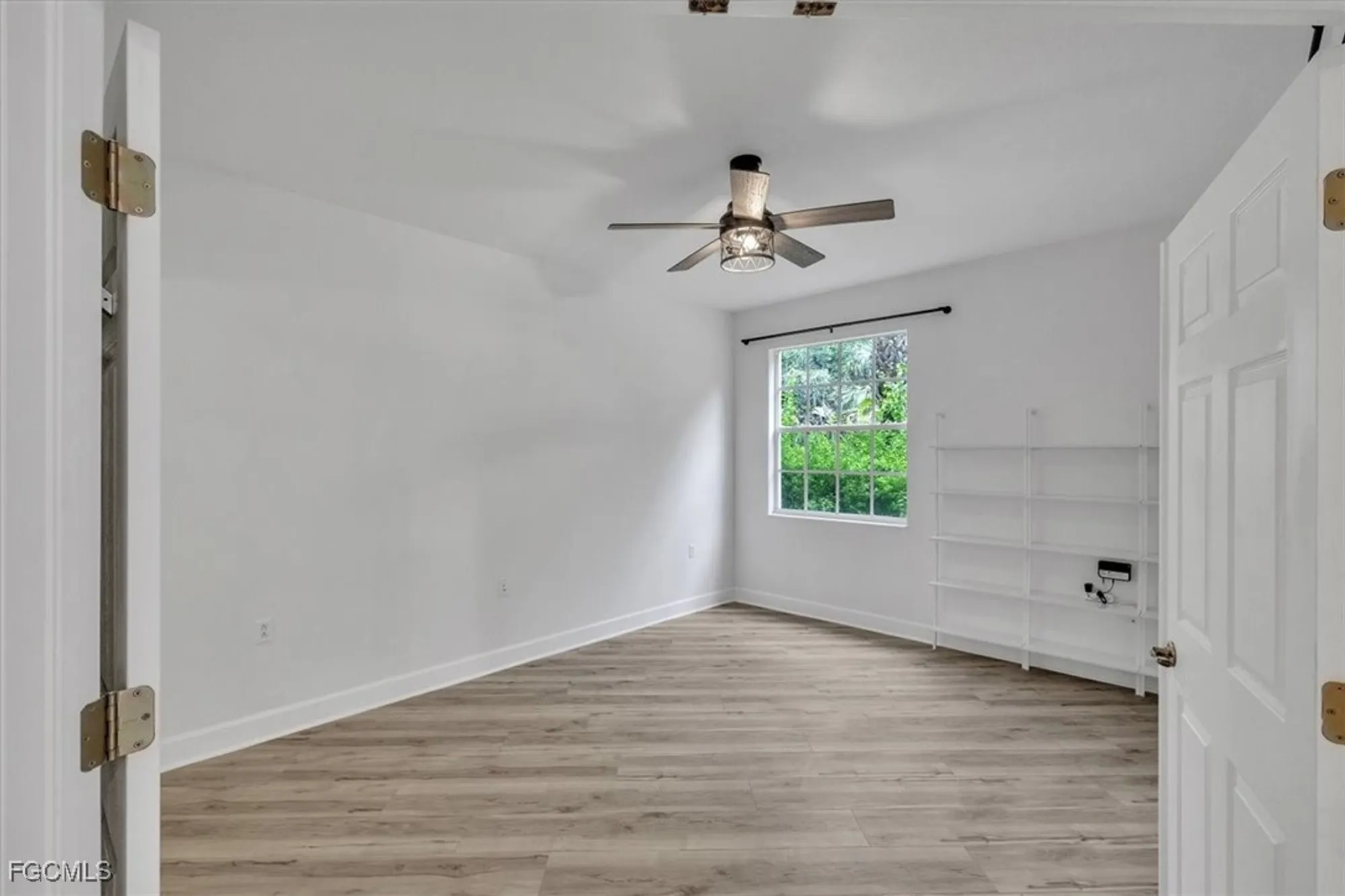 Property Slideshow image 23 of 48 | 13121 pebblebrook point cir 102, Fort Myers, FL, 33905