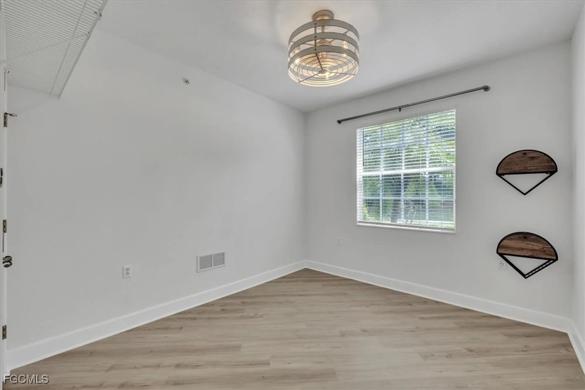 Property Slideshow image 30 of 48 | 13121 pebblebrook point cir 102, Fort Myers, FL, 33905