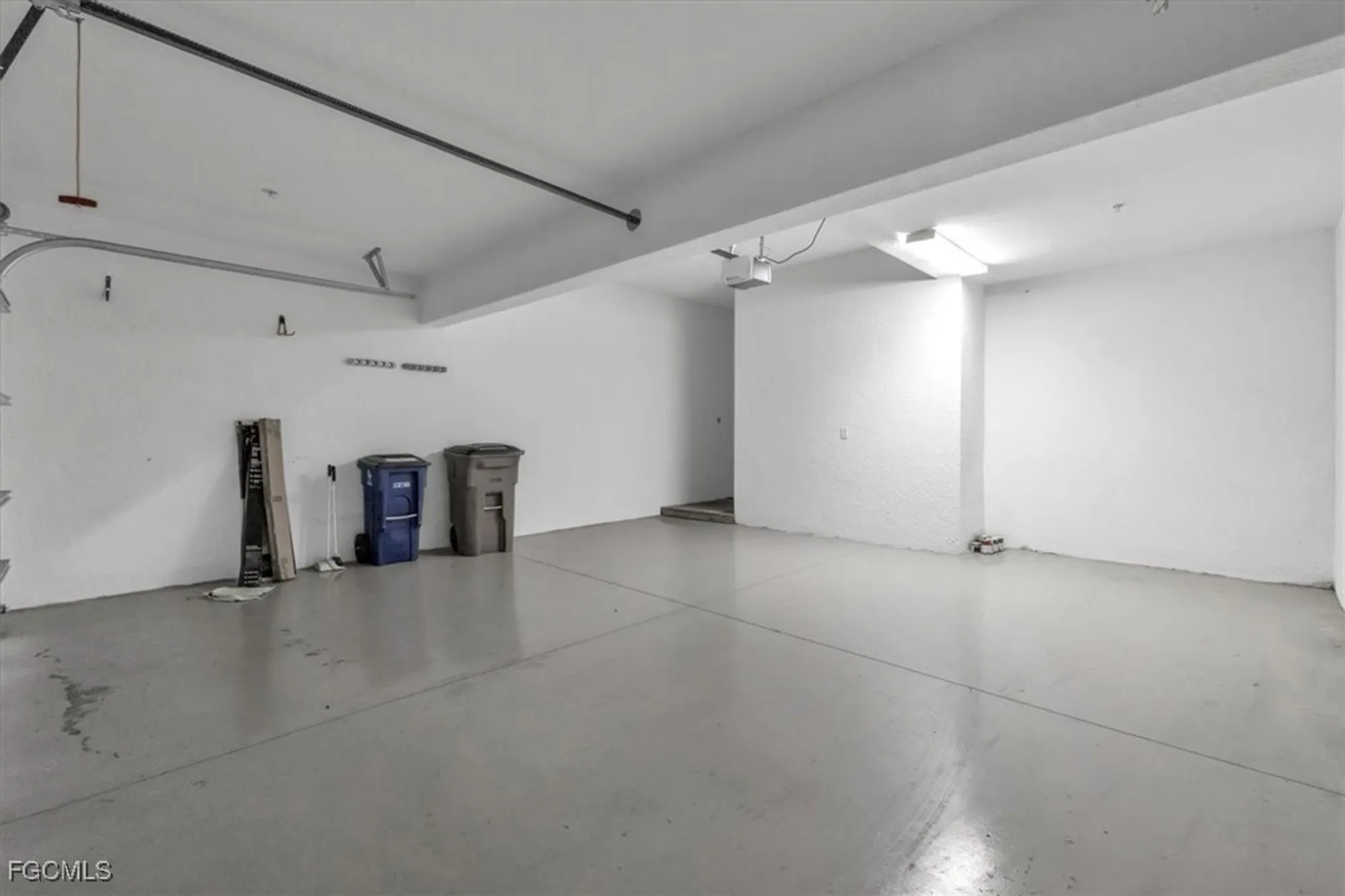 Property Slideshow image 44 of 48 | 13121 pebblebrook point cir 102, Fort Myers, FL, 33905