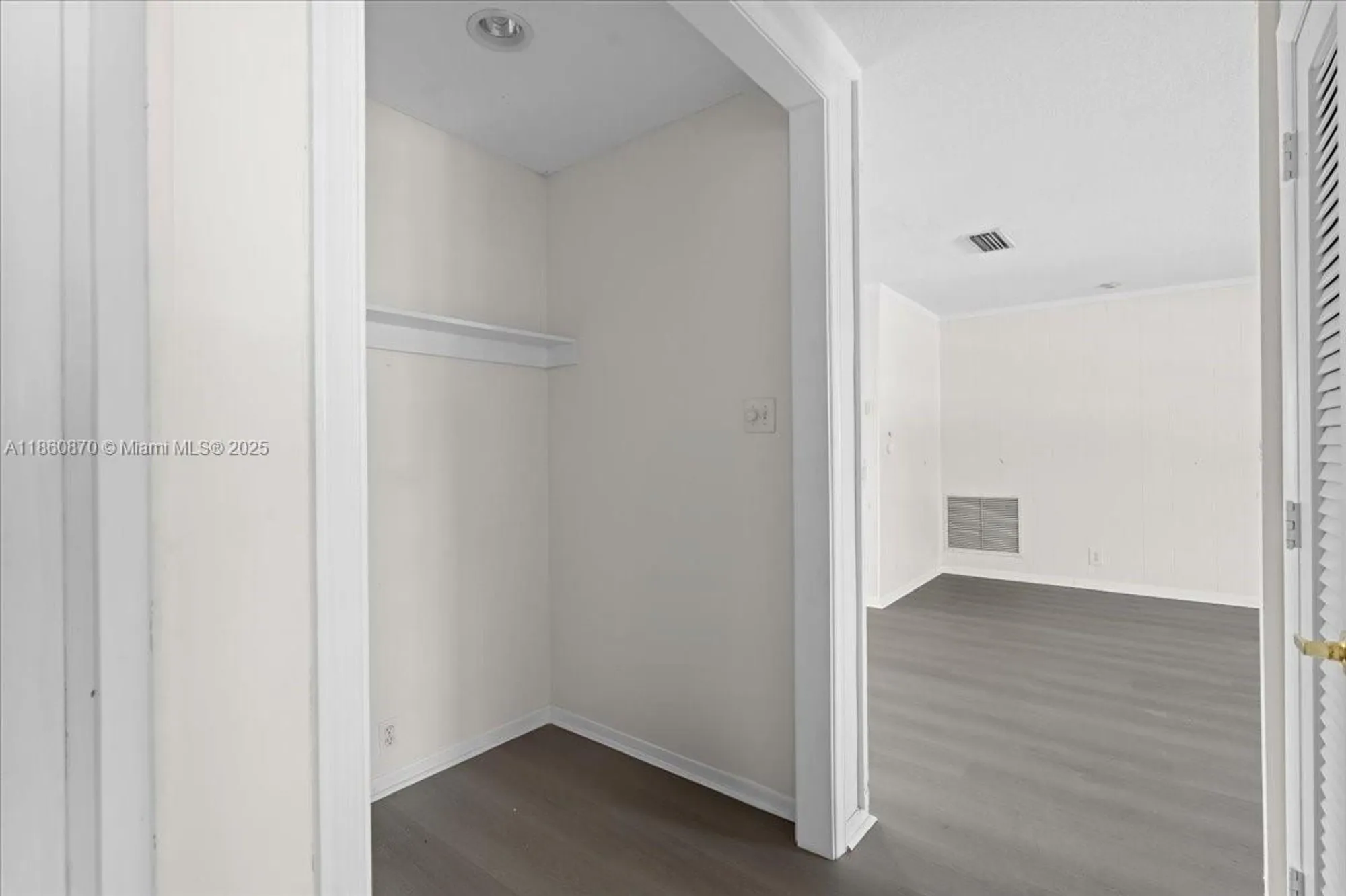 Property Slideshow image 17 of 30 | 6930 nw 11th ct, Margate, FL, 33063