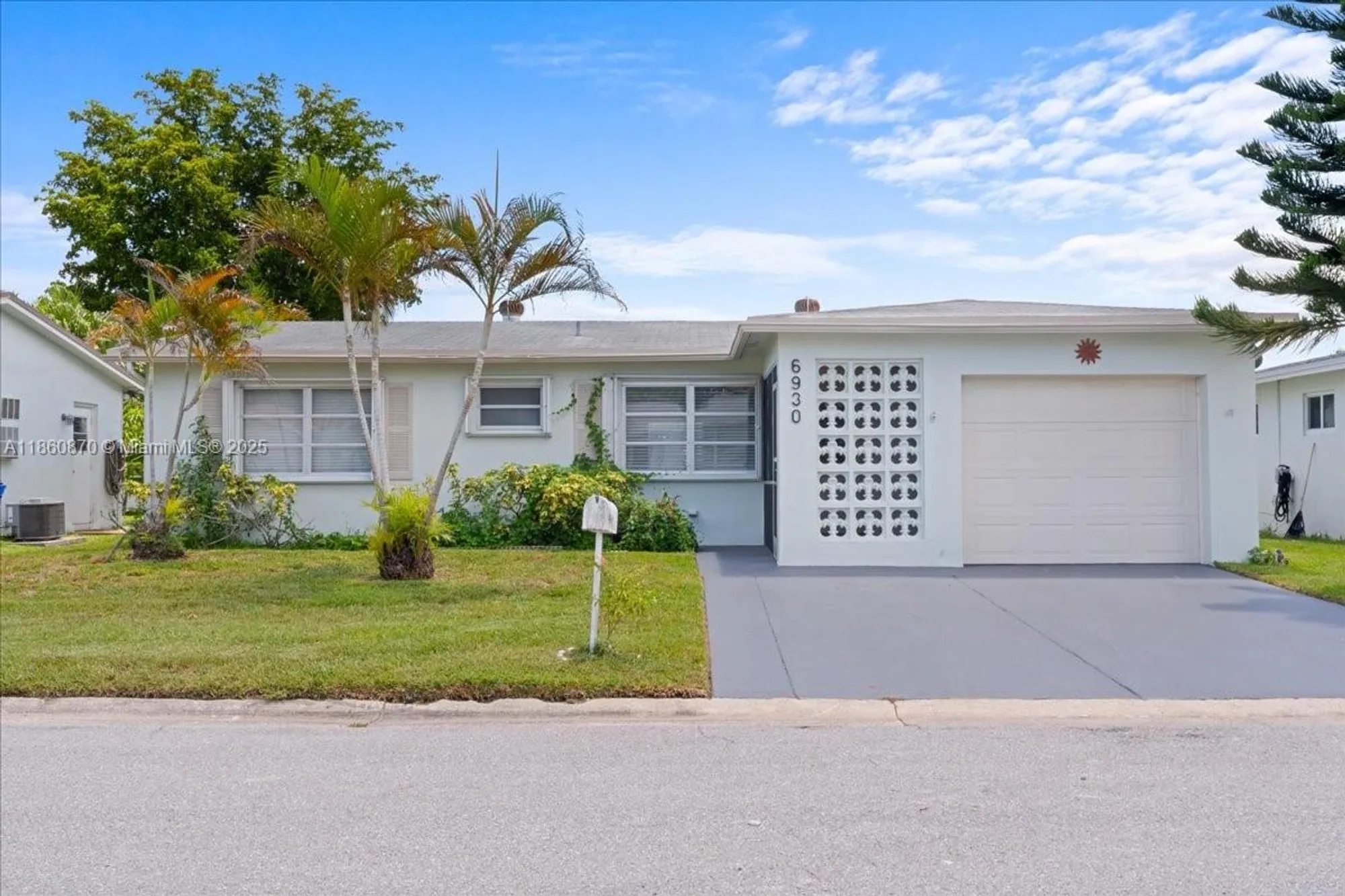 Property Slideshow image 1 of 30 | 6930 nw 11th ct, Margate, FL, 33063