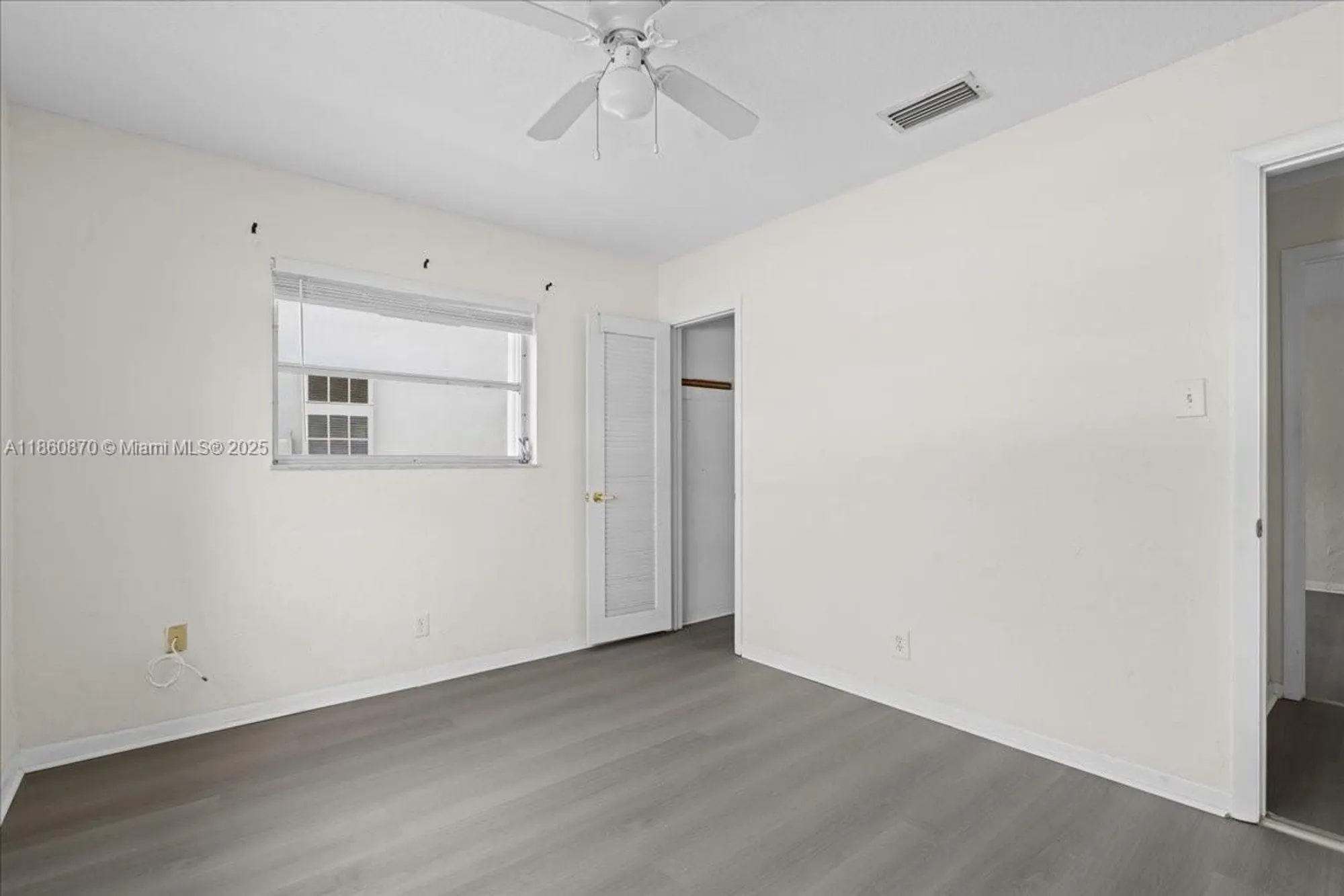 Property Slideshow image 11 of 30 | 6930 nw 11th ct, Margate, FL, 33063