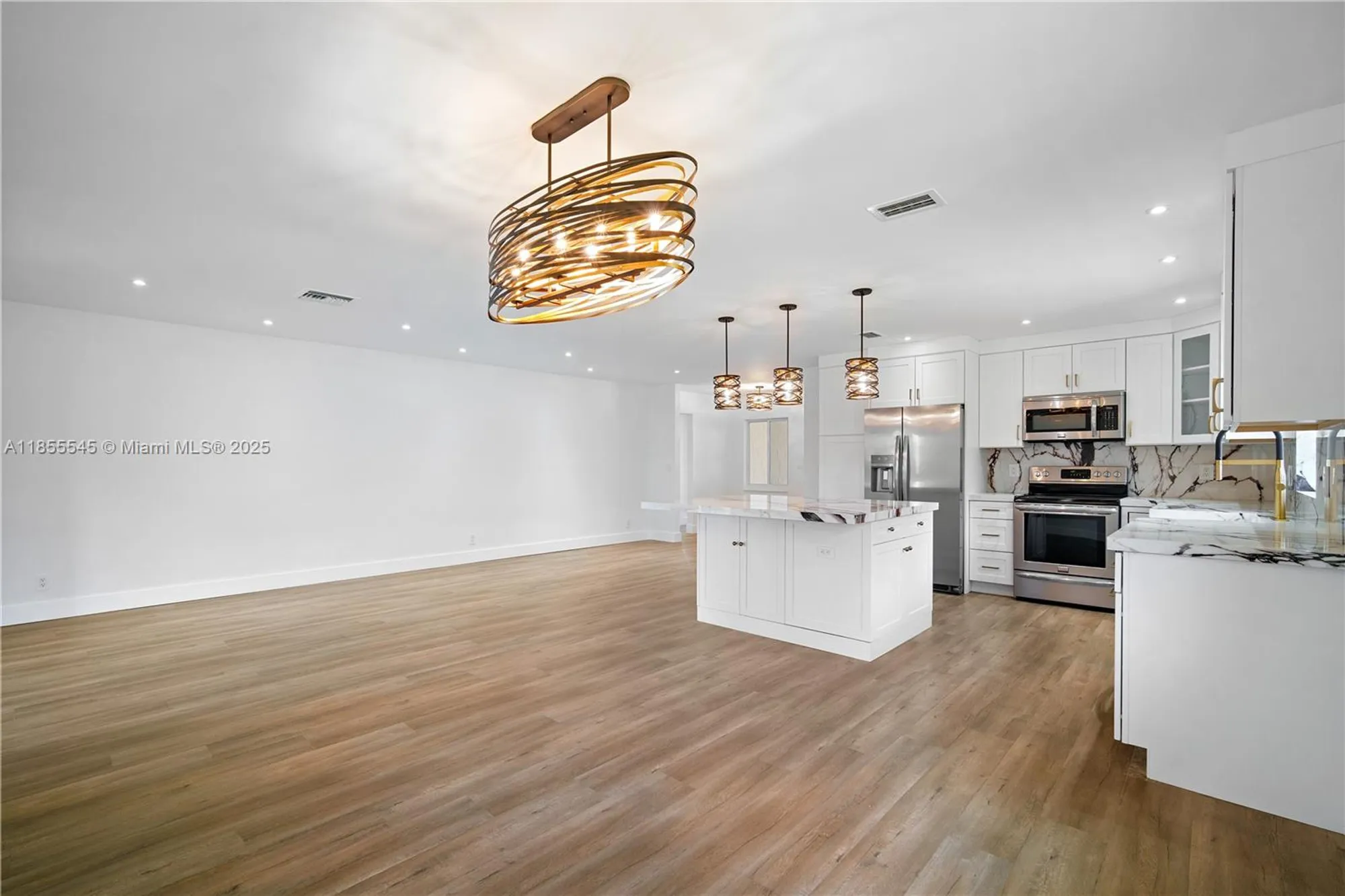 Property Slideshow image 17 of 53 | 13826 kaiser trl, Delray Beach, FL, 33484