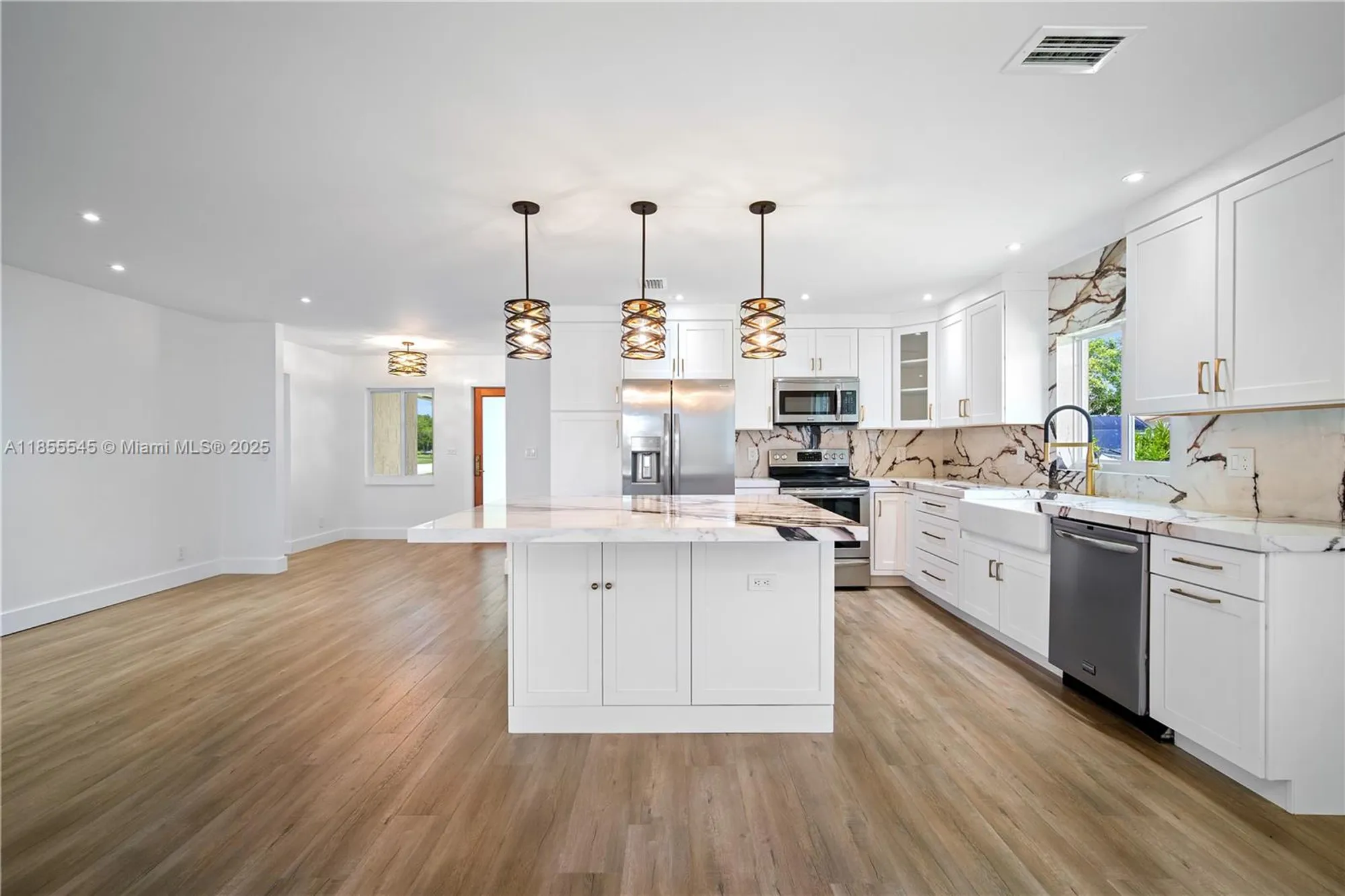 Property Slideshow image 18 of 53 | 13826 kaiser trl, Delray Beach, FL, 33484