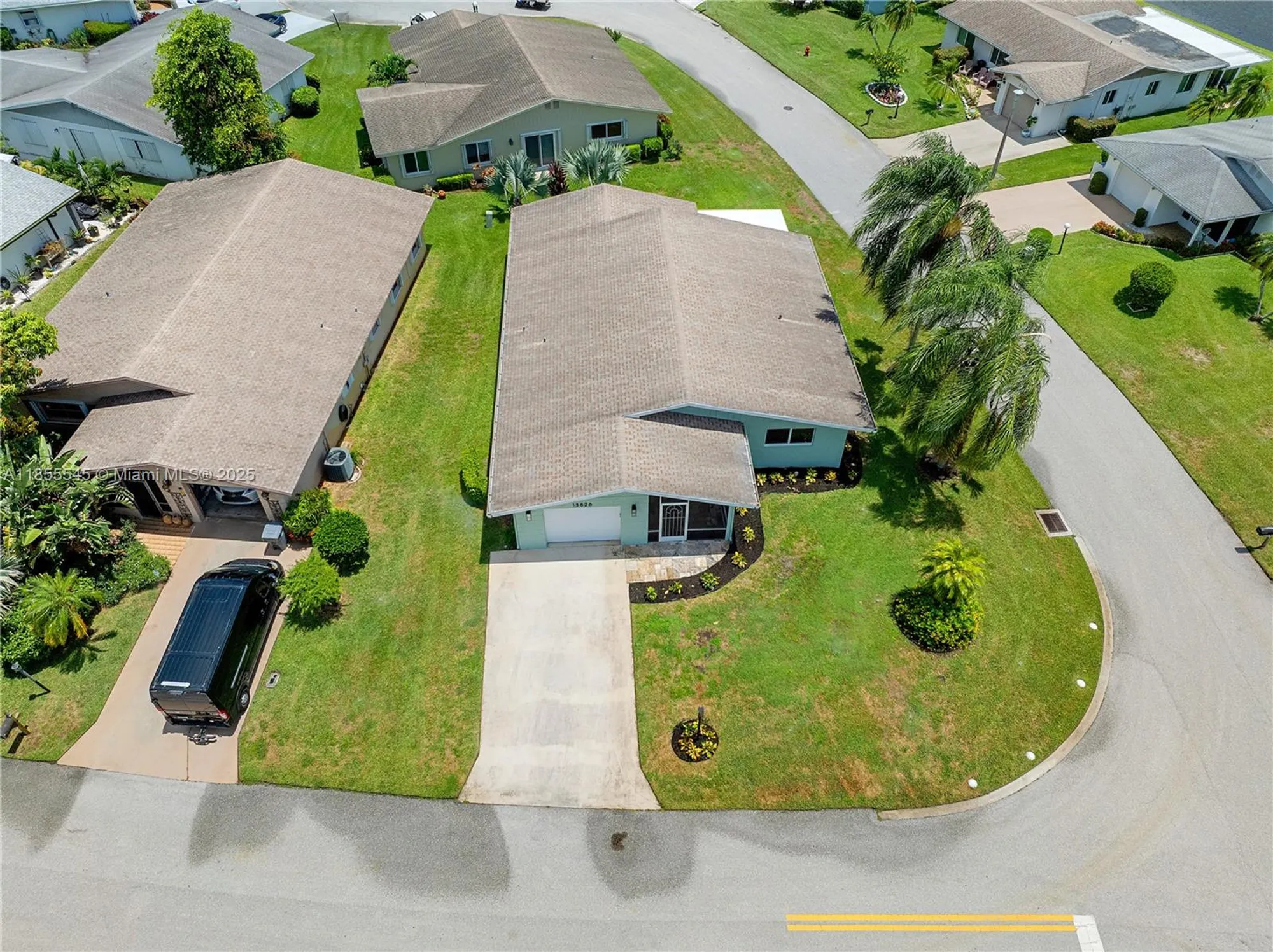 Property Slideshow image 37 of 53 | 13826 kaiser trl, Delray Beach, FL, 33484