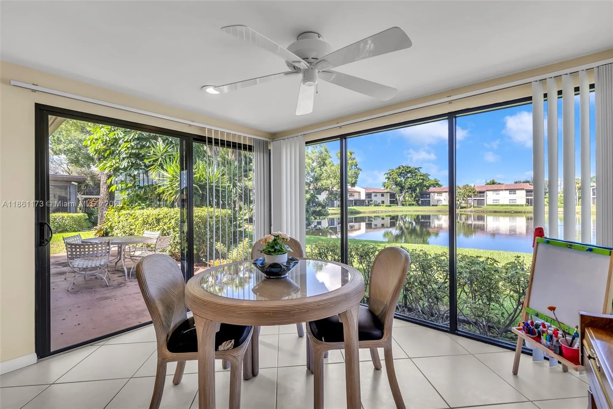Property Slideshow image 17 of 40 | 21899 arriba real, Boca Raton, FL, 33433