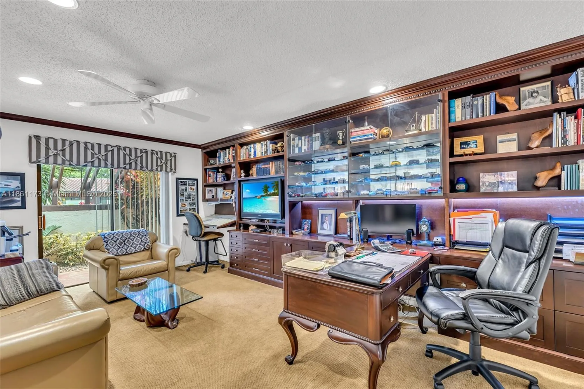 Property Slideshow image 31 of 40 | 21899 arriba real, Boca Raton, FL, 33433