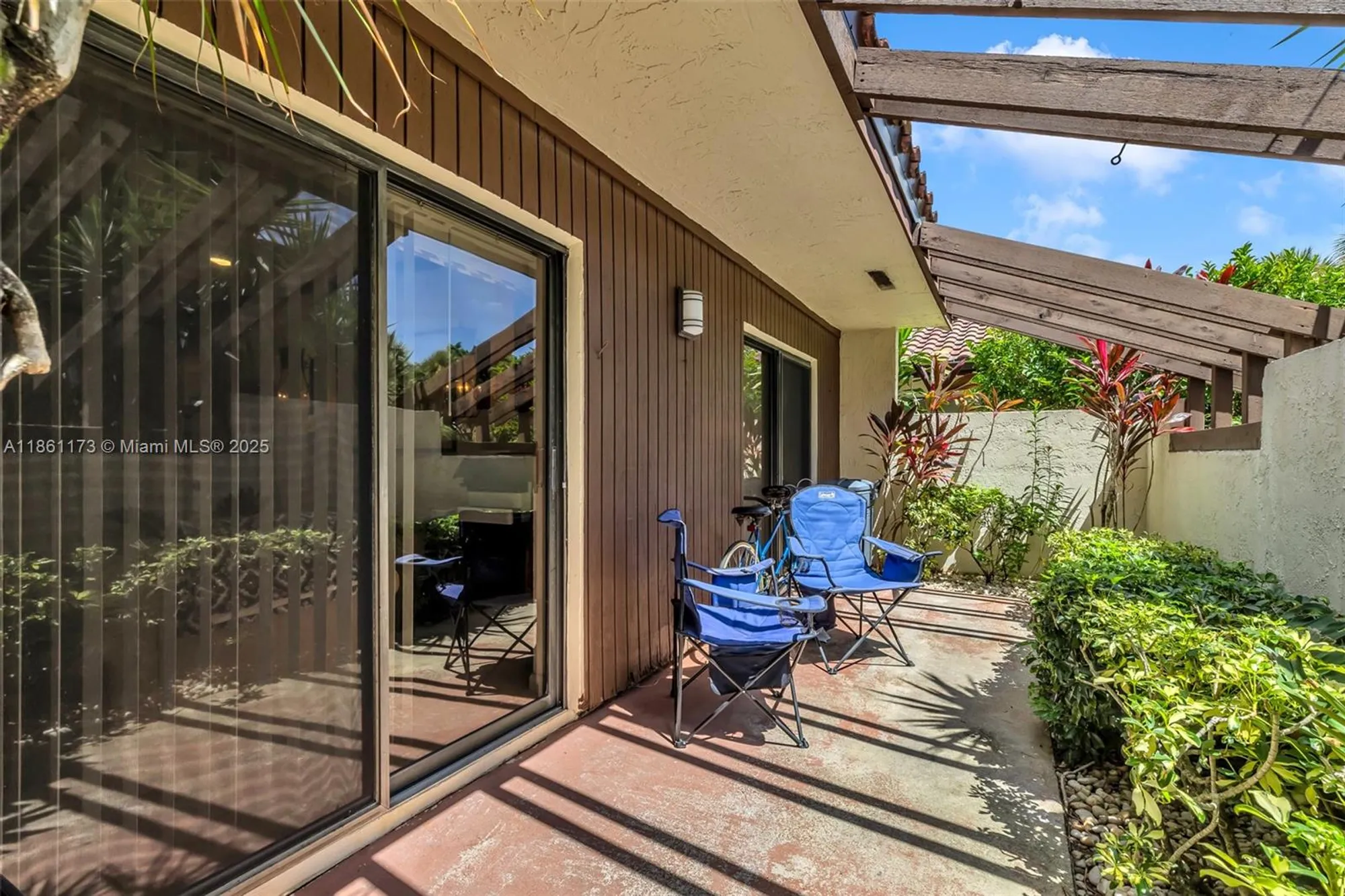 Property Slideshow image 33 of 40 | 21899 arriba real, Boca Raton, FL, 33433