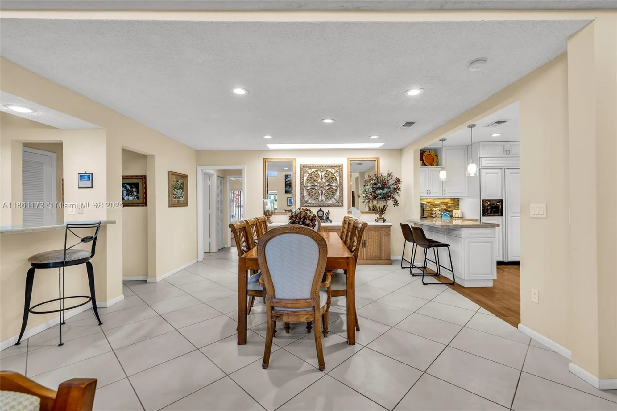 Property Slideshow image 8 of 40 | 21899 arriba real, Boca Raton, FL, 33433