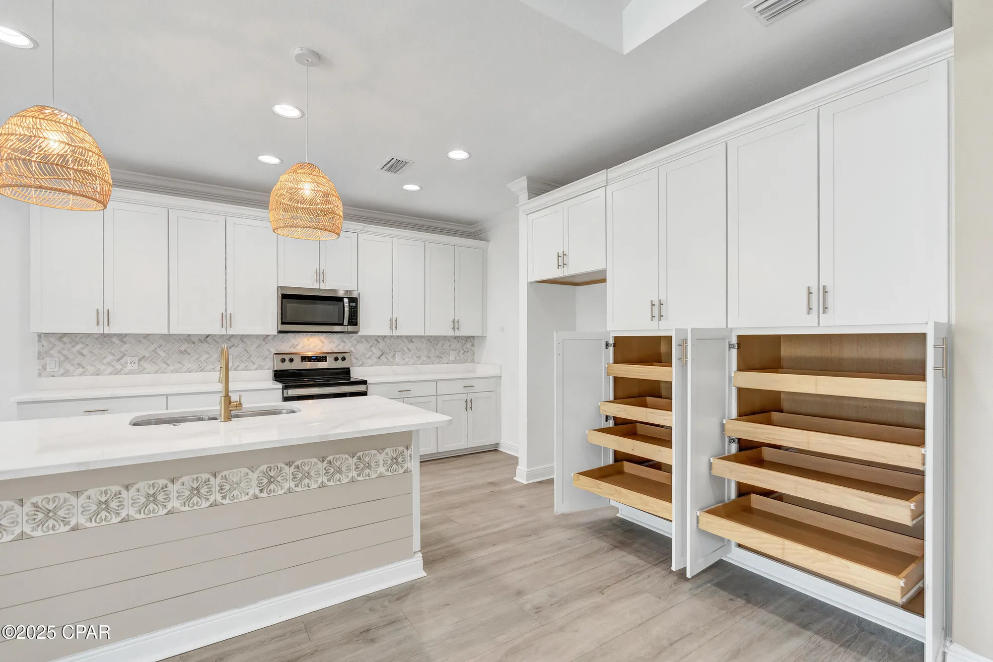 Property Slideshow image 21 of 72 | 8424 landshark blvd, Panama City Beach, FL, 32413