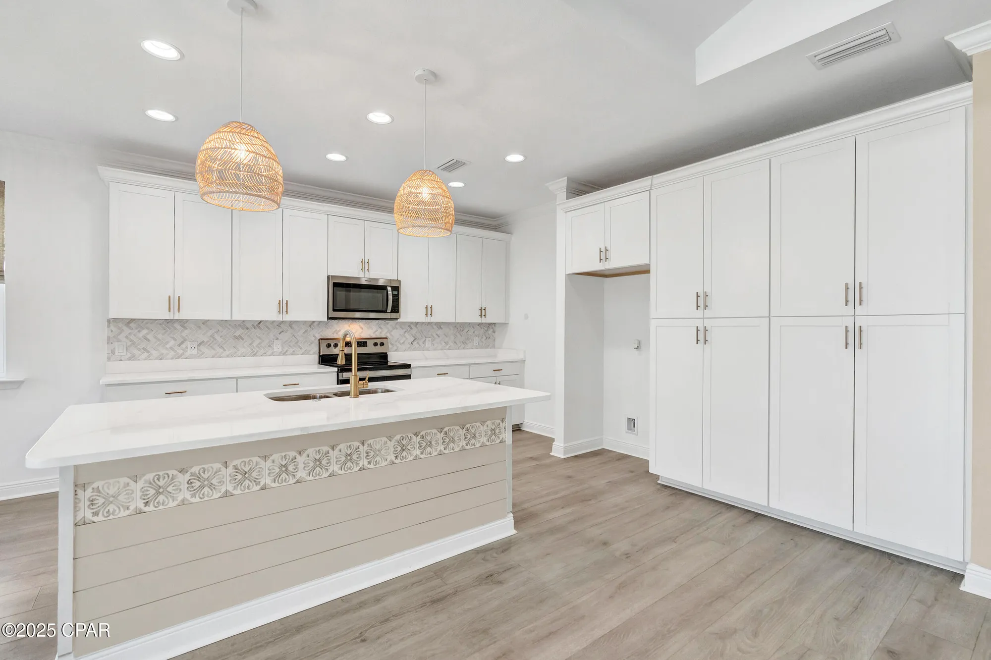 Property Slideshow image 22 of 72 | 8424 landshark blvd, Panama City Beach, FL, 32413