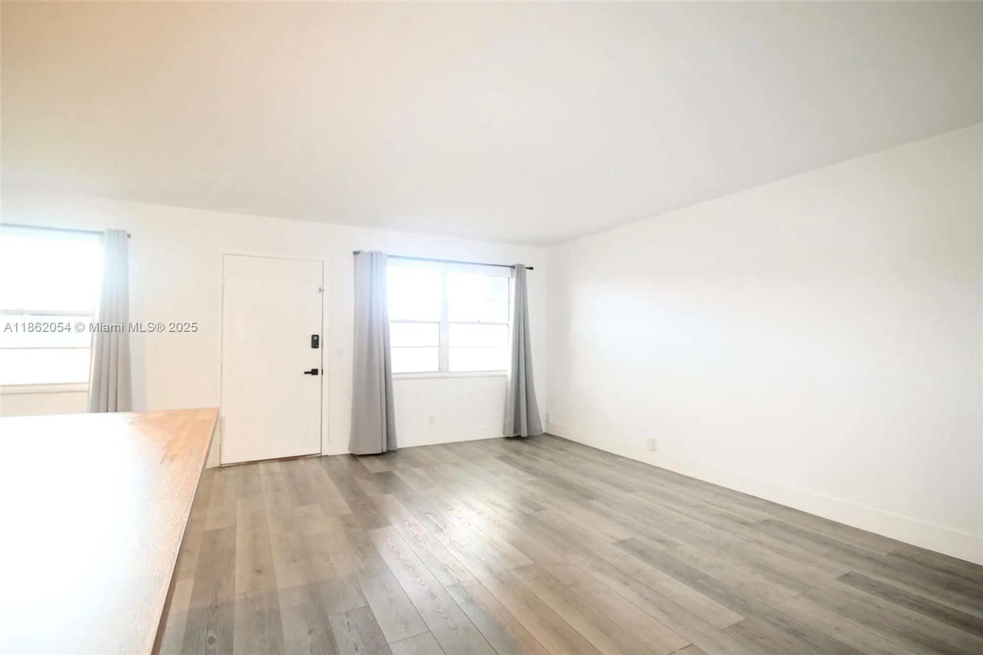 Property Slideshow image 14 of 31 | 301 sw 135th ave 113c, Pembroke Pines, FL, 33027