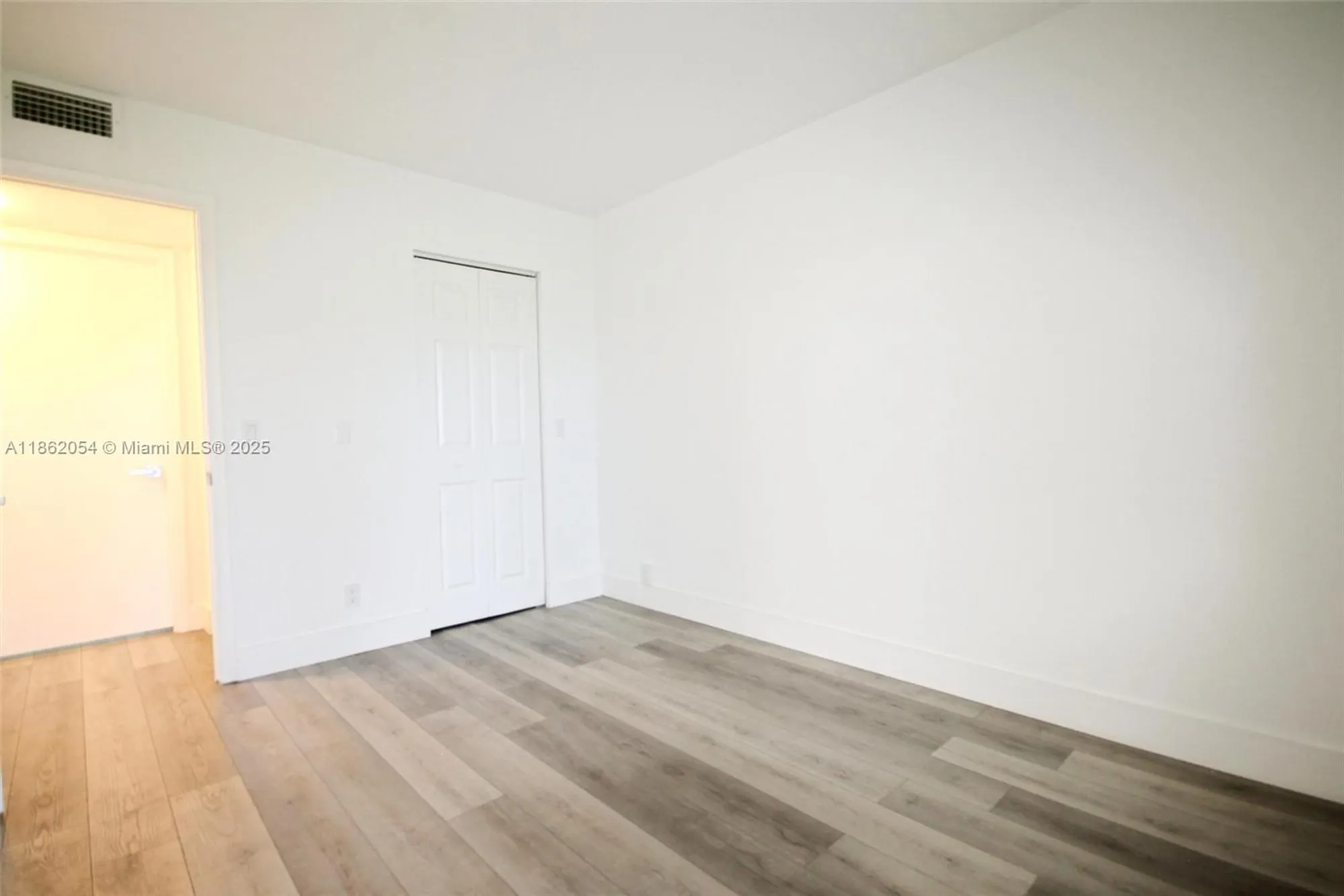 Property Slideshow image 17 of 31 | 301 sw 135th ave 113c, Pembroke Pines, FL, 33027