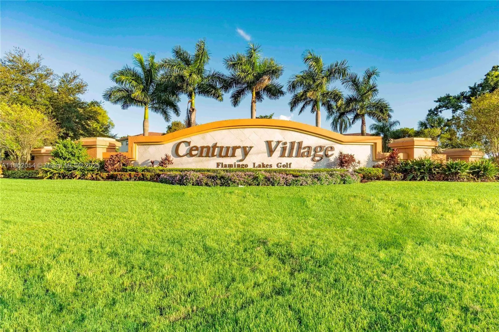 Property Slideshow image 1 of 31 | 301 sw 135th ave 113c, Pembroke Pines, FL, 33027
