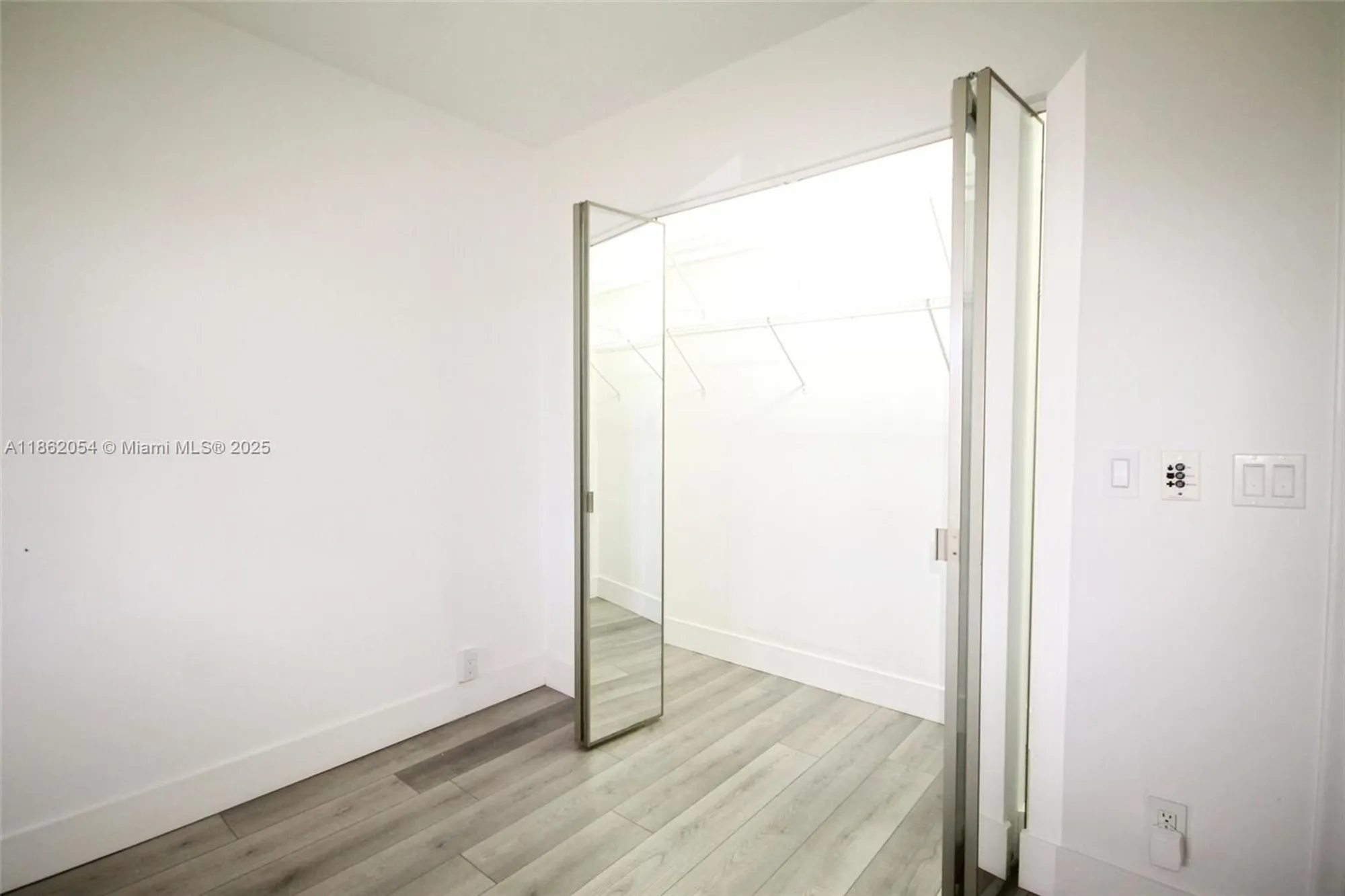 Property Slideshow image 12 of 31 | 301 sw 135th ave 113c, Pembroke Pines, FL, 33027