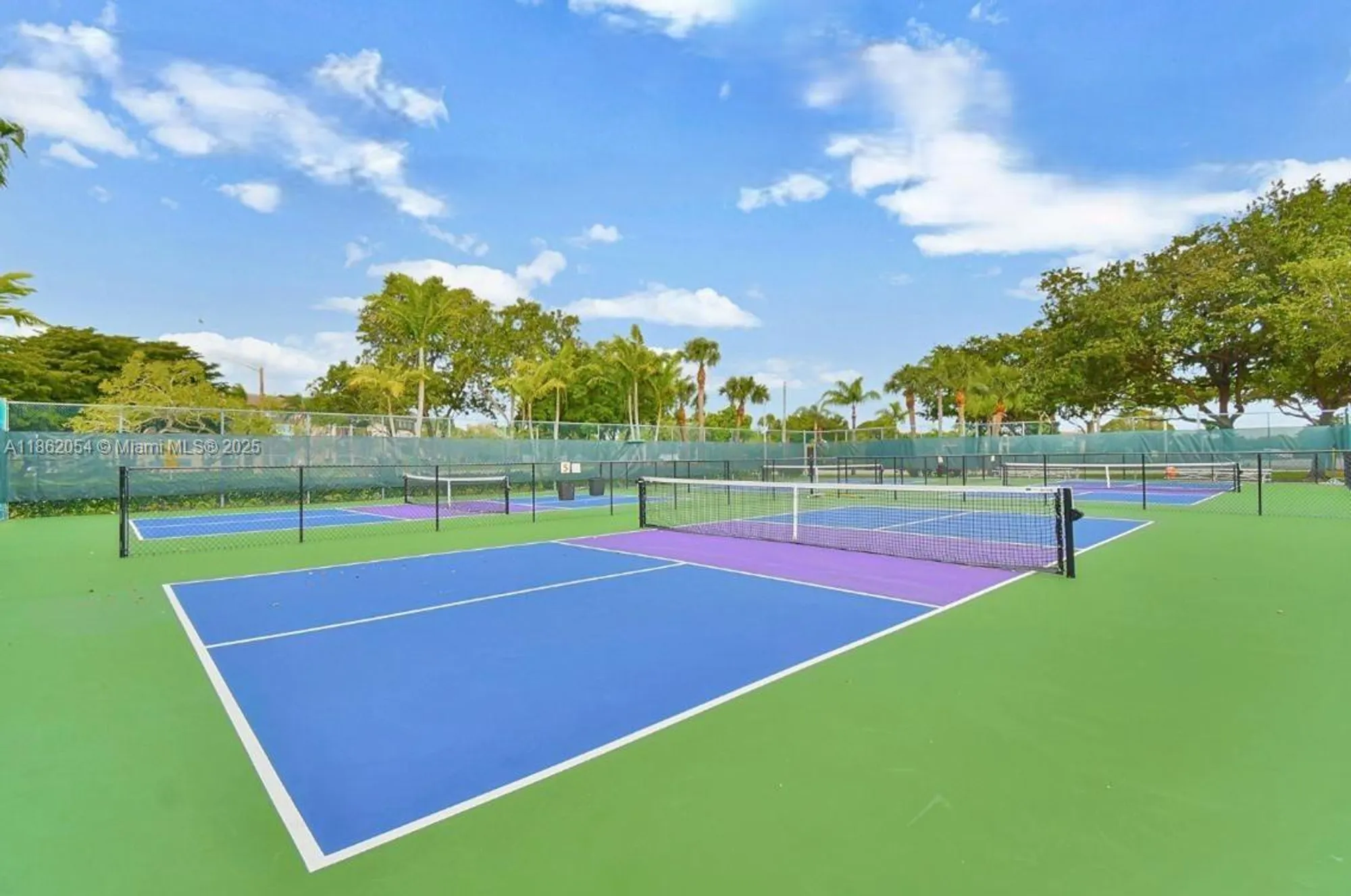 Property Slideshow image 5 of 31 | 301 sw 135th ave 113c, Pembroke Pines, FL, 33027
