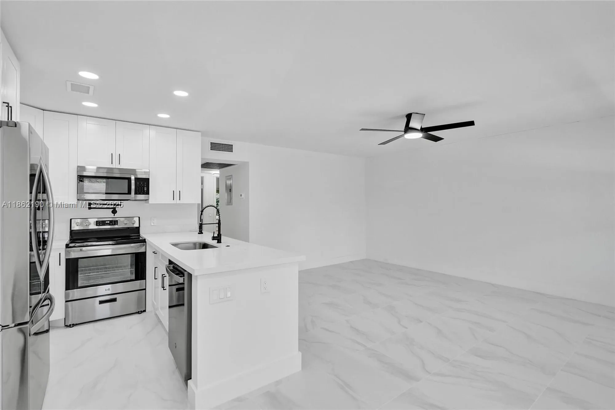 Property Slideshow image 12 of 39 | 67 newport d # 67, Deerfield Beach, FL, 33442