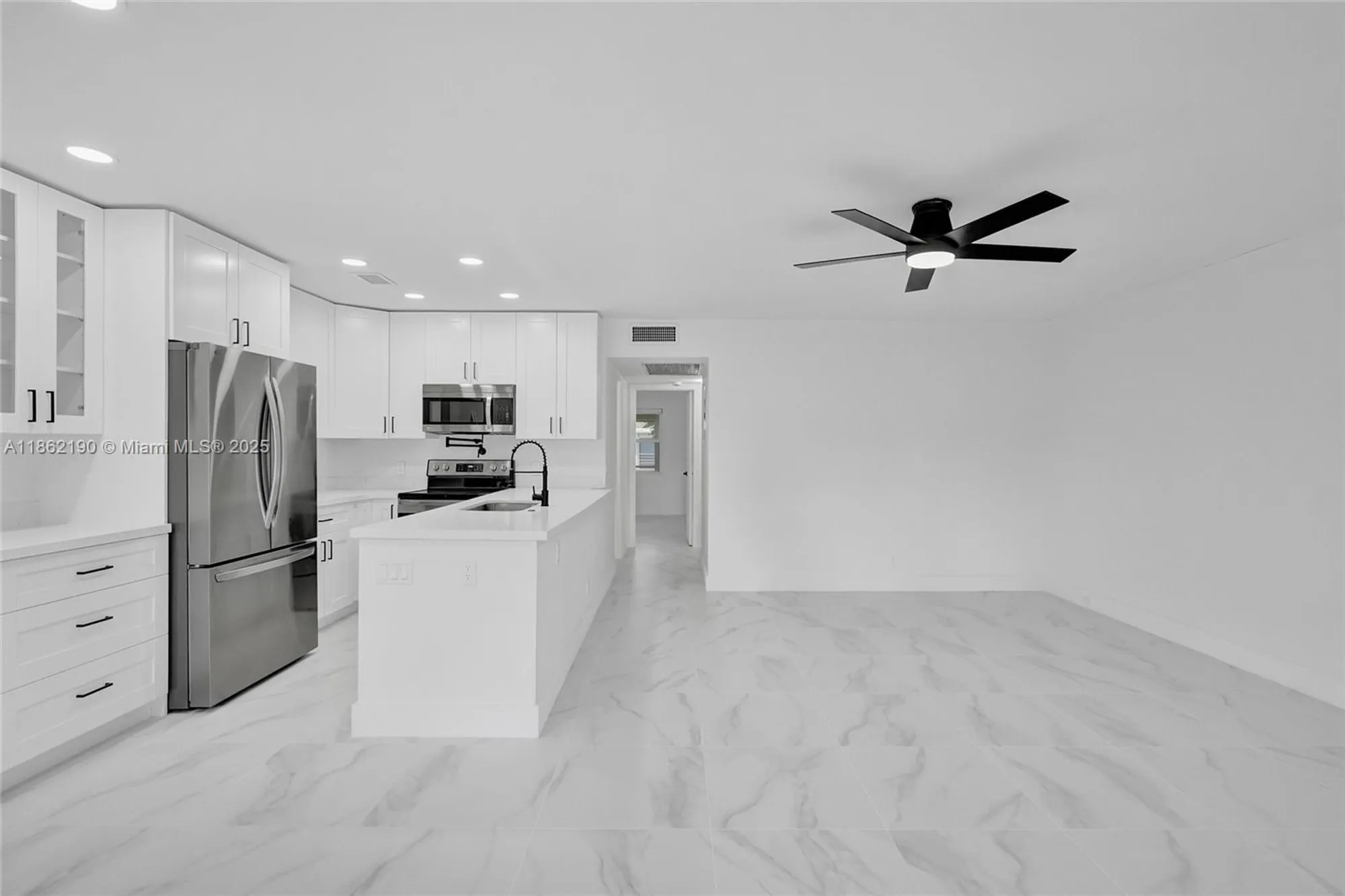 Property Slideshow image 2 of 39 | 67 newport d # 67, Deerfield Beach, FL, 33442