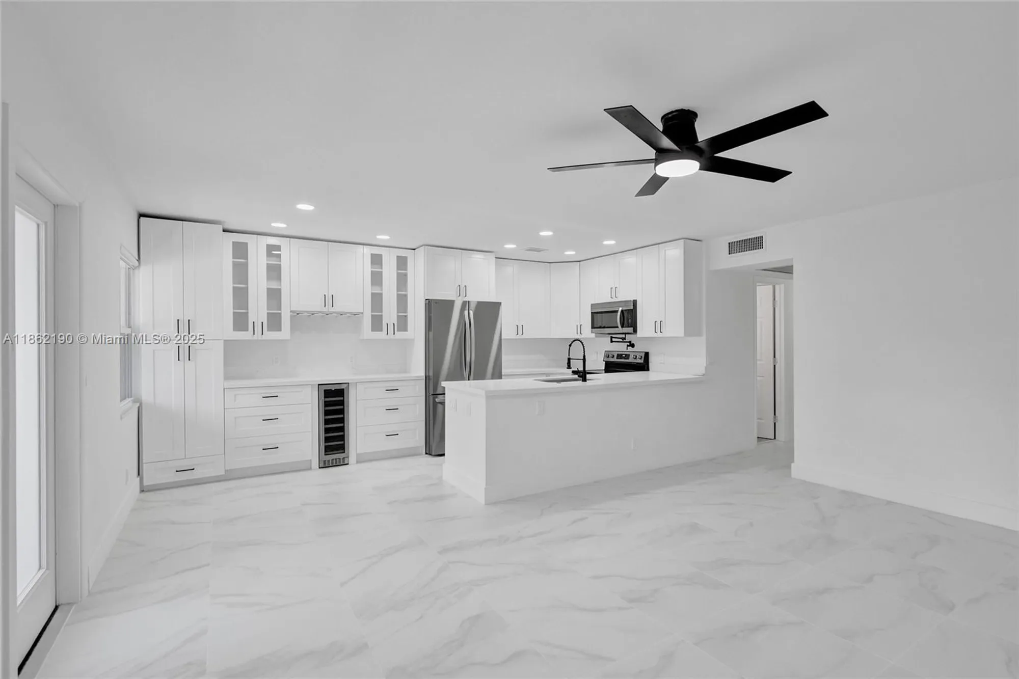 Property Slideshow image 3 of 39 | 67 newport d # 67, Deerfield Beach, FL, 33442