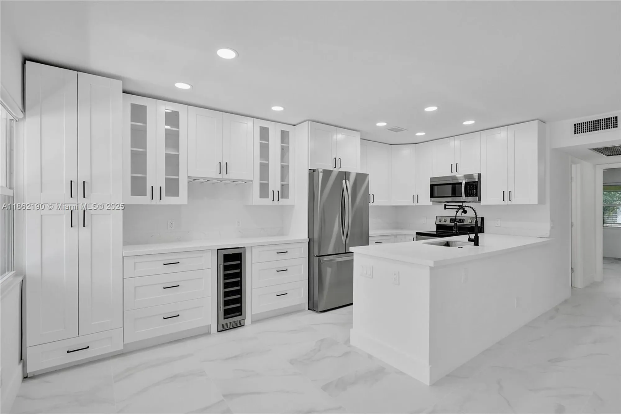 Property Slideshow image 7 of 39 | 67 newport d # 67, Deerfield Beach, FL, 33442