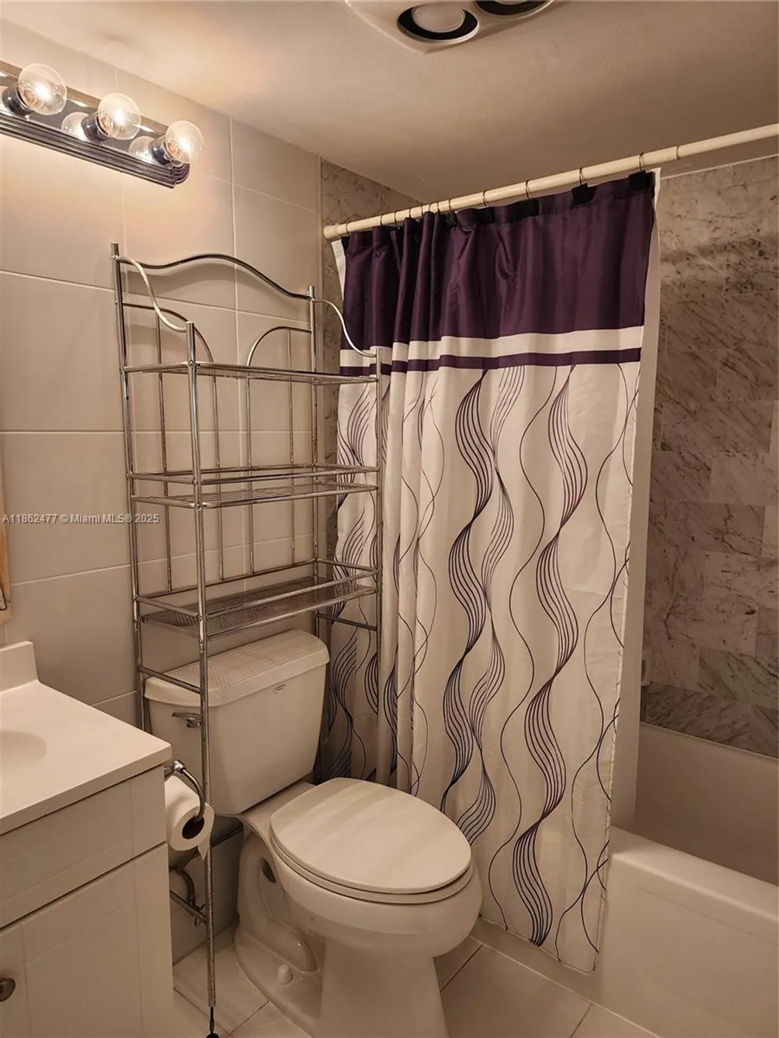 Property Slideshow image 15 of 45 | 681 s hollybrook dr apt 110, Pembroke Pines, FL, 33025