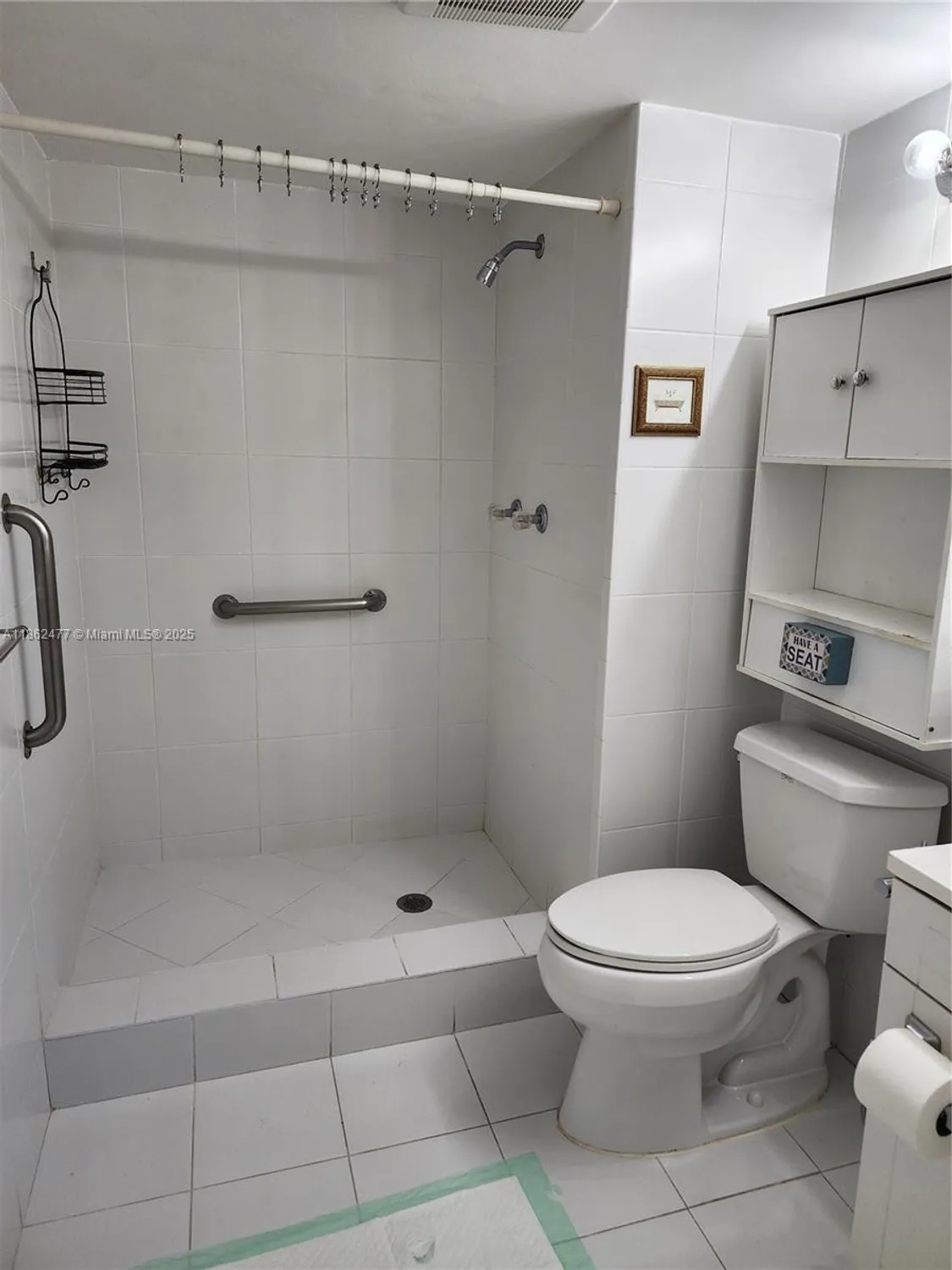 Property Slideshow image 29 of 45 | 681 s hollybrook dr apt 110, Pembroke Pines, FL, 33025