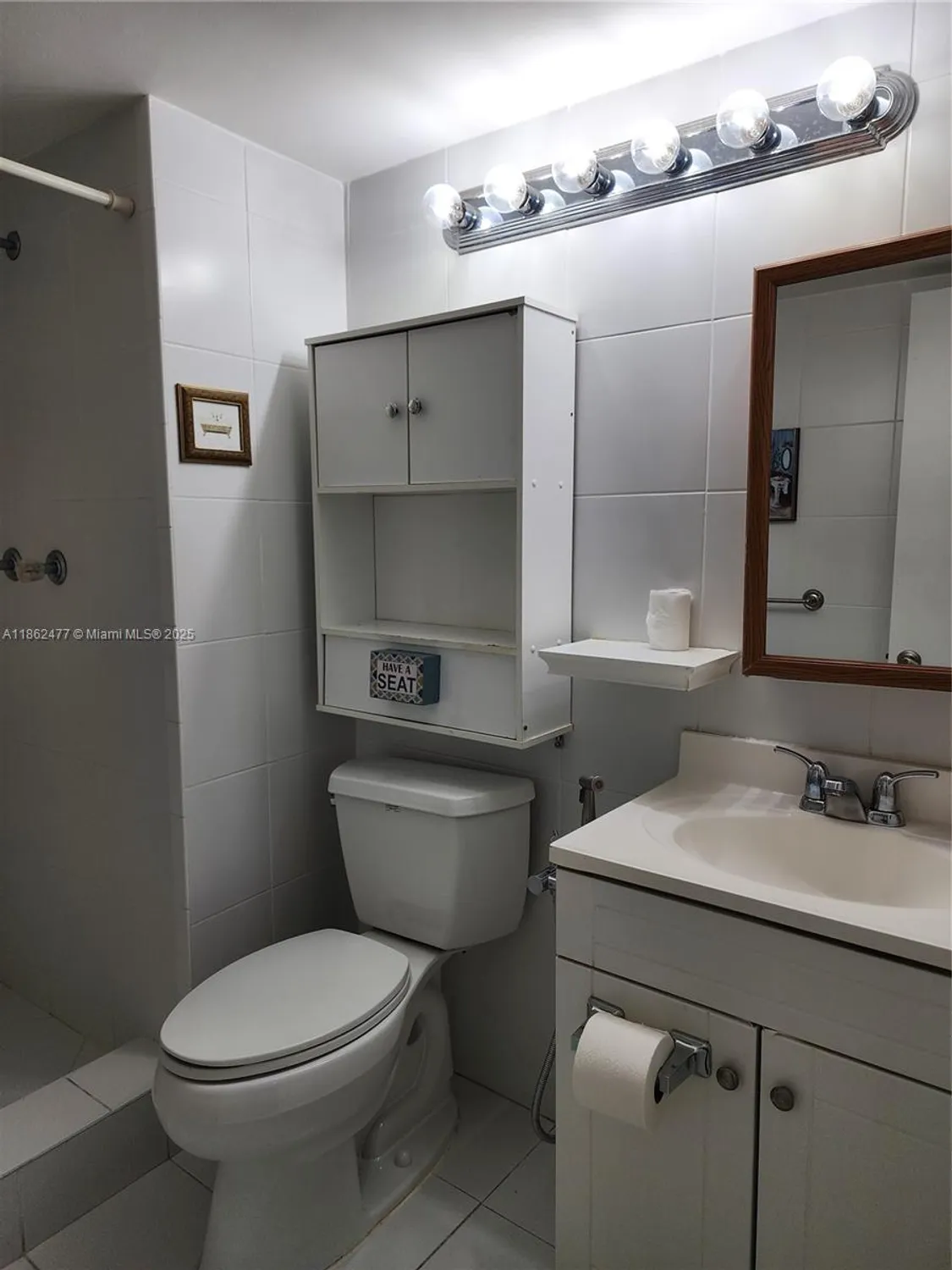 Property Slideshow image 32 of 45 | 681 s hollybrook dr apt 110, Pembroke Pines, FL, 33025