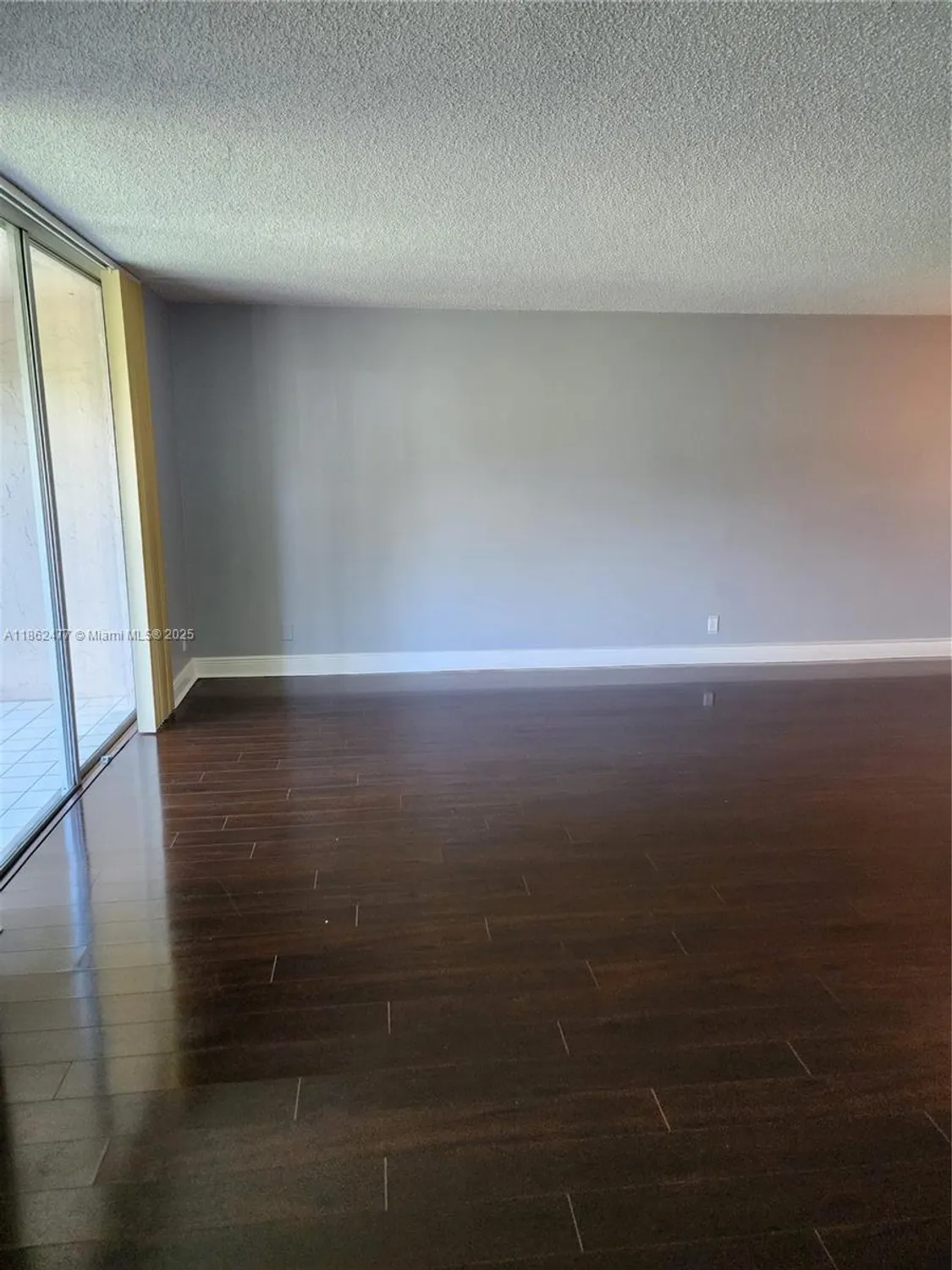 Property Slideshow image 7 of 45 | 681 s hollybrook dr apt 110, Pembroke Pines, FL, 33025