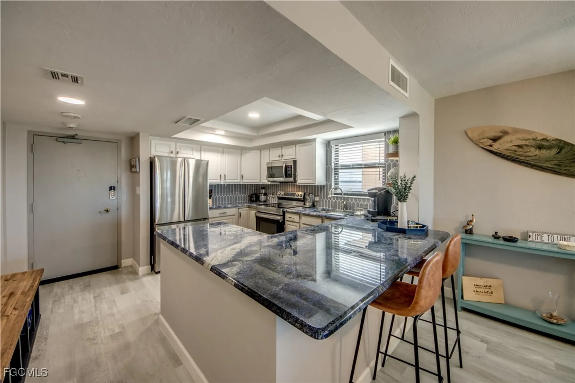 Property Slideshow image 14 of 49 | 4260 se 20th pl 701, Cape Coral, FL, 33904