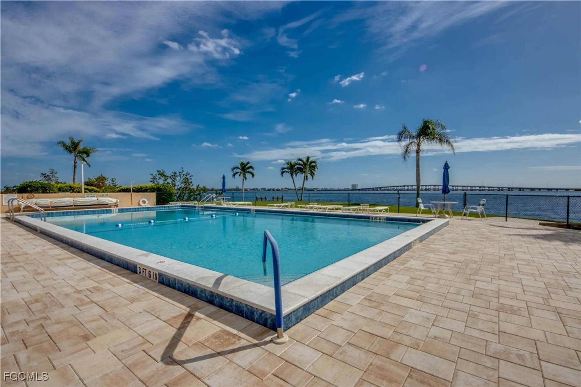 Property Slideshow image 41 of 49 | 4260 se 20th pl 701, Cape Coral, FL, 33904