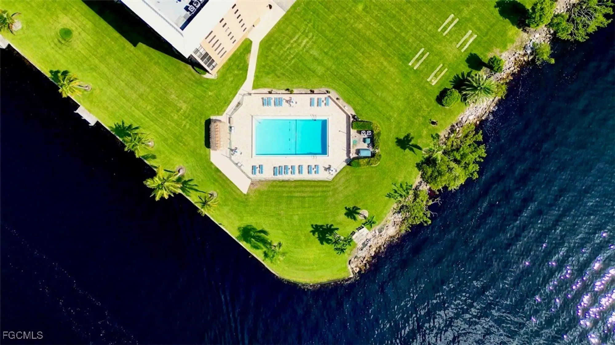 Property Slideshow image 43 of 49 | 4260 se 20th pl 701, Cape Coral, FL, 33904