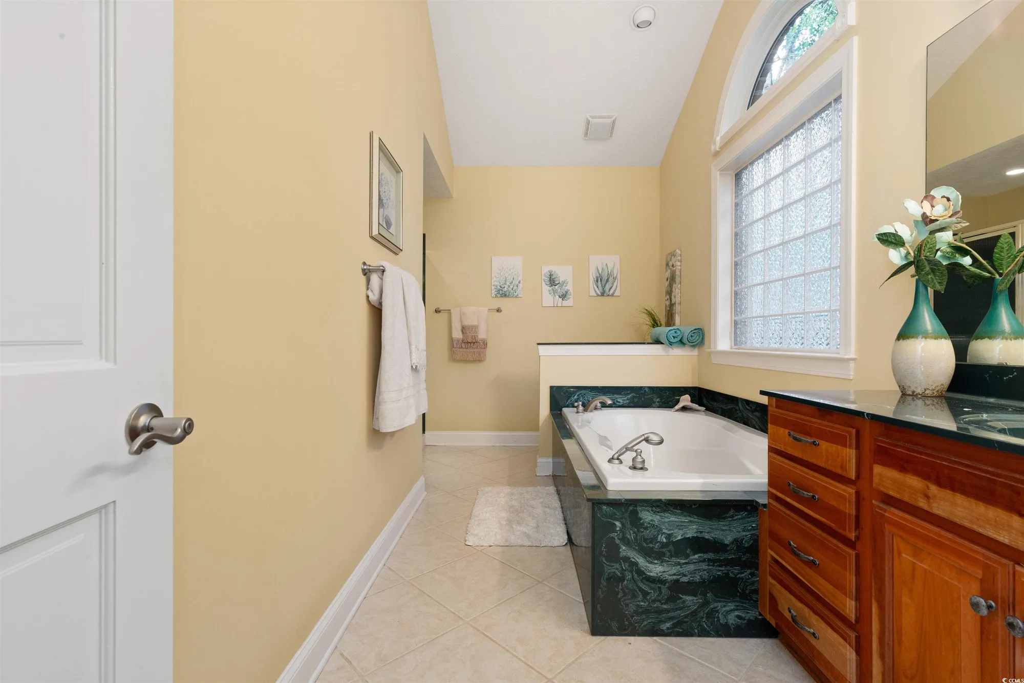 Property Slideshow image 16 of 40 | 5632 s blackmoor dr, Murrells Inlet, SC, 29576