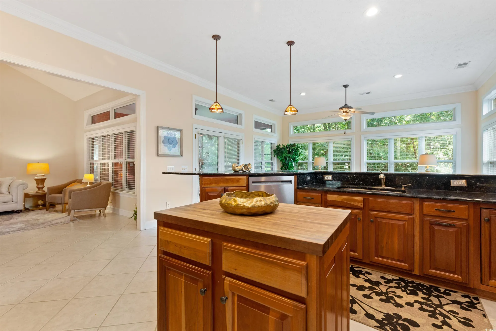 Property Slideshow image 12 of 40 | 5632 s blackmoor dr, Murrells Inlet, SC, 29576