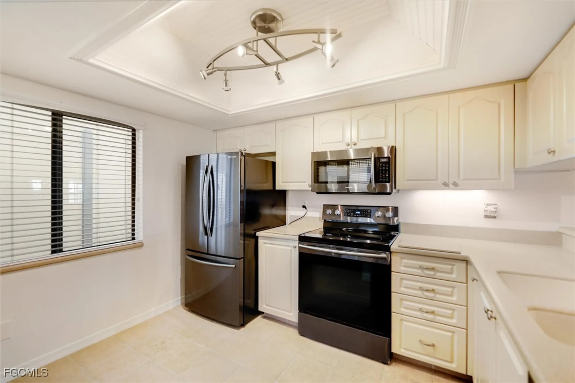 Property Slideshow image 13 of 42 | , Fort Myers, FL, 33908