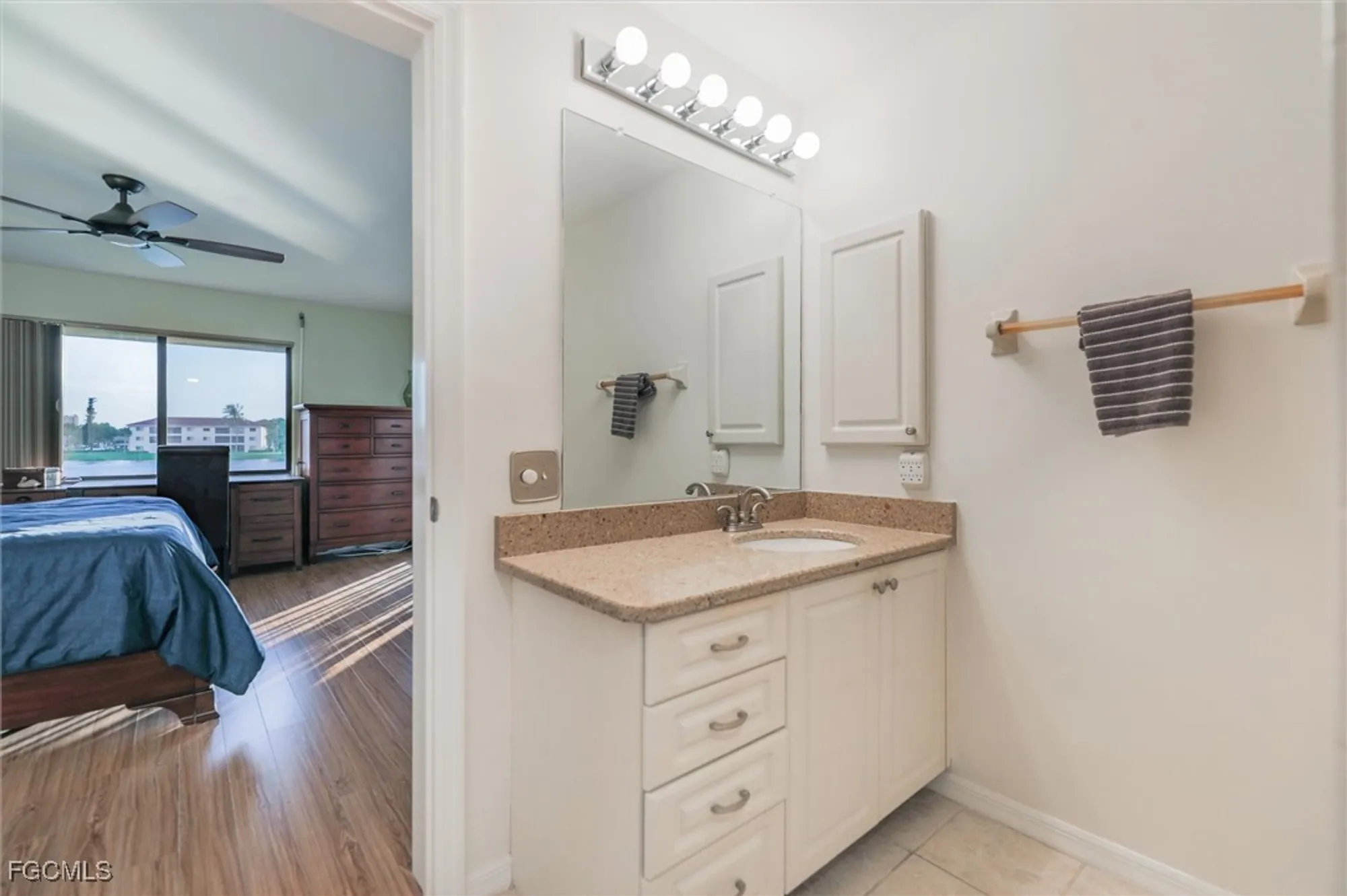 Property Slideshow image 20 of 42 | , Fort Myers, FL, 33908