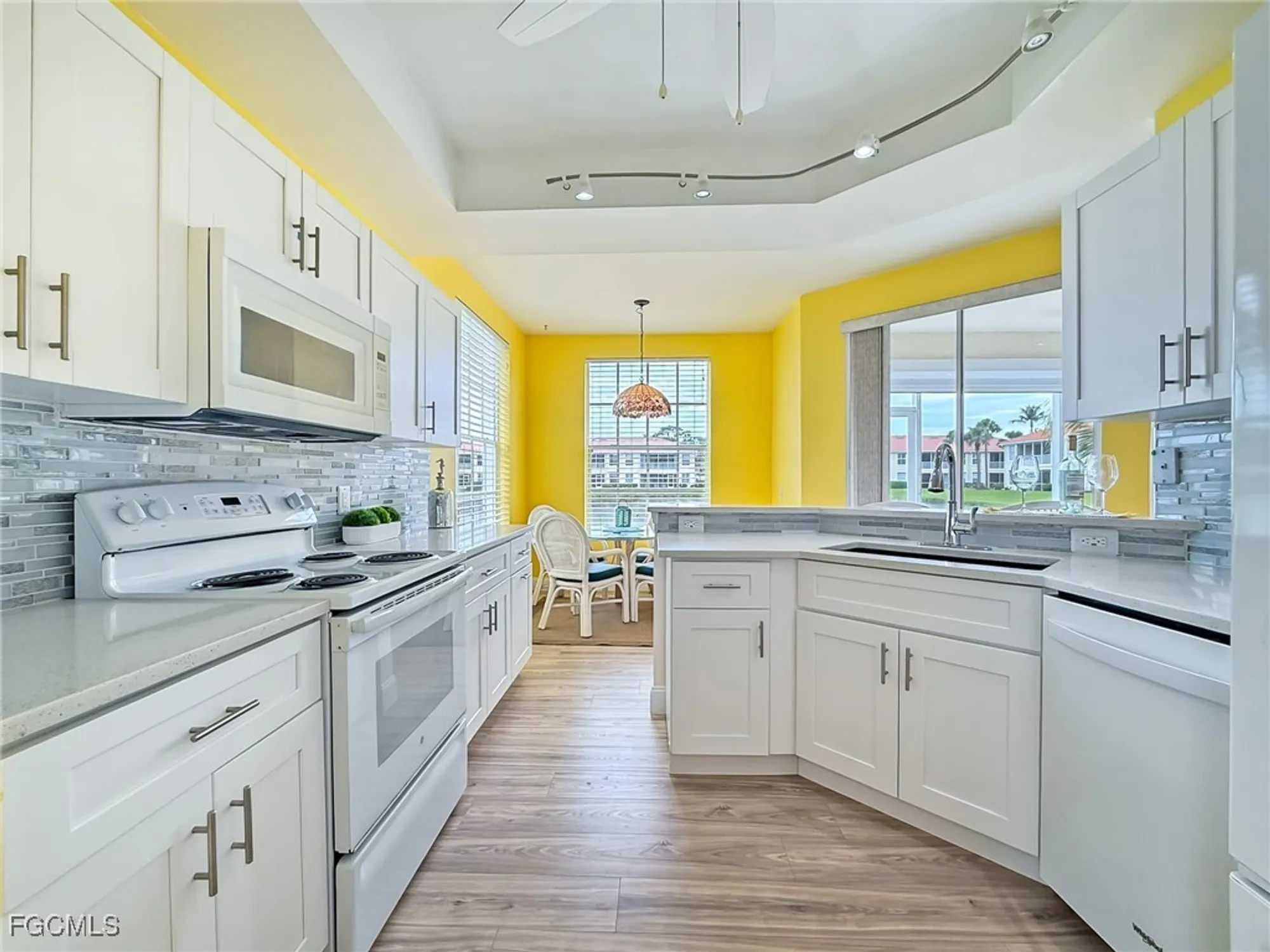 Property Slideshow image 14 of 35 | 15055 tamarind cay ct 1209, Fort Myers, FL, 33908