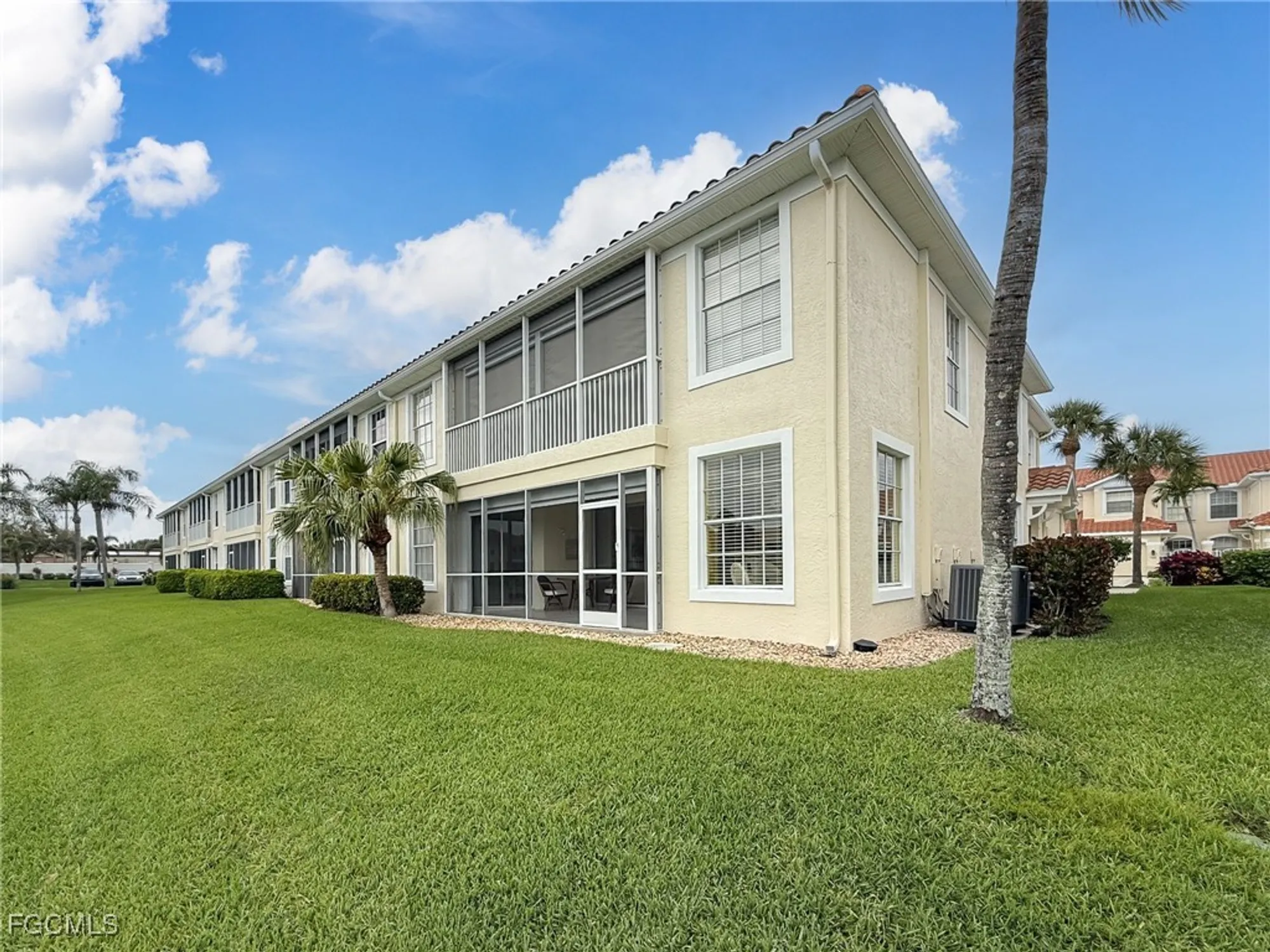 Property Slideshow image 26 of 35 | 15055 tamarind cay ct 1209, Fort Myers, FL, 33908