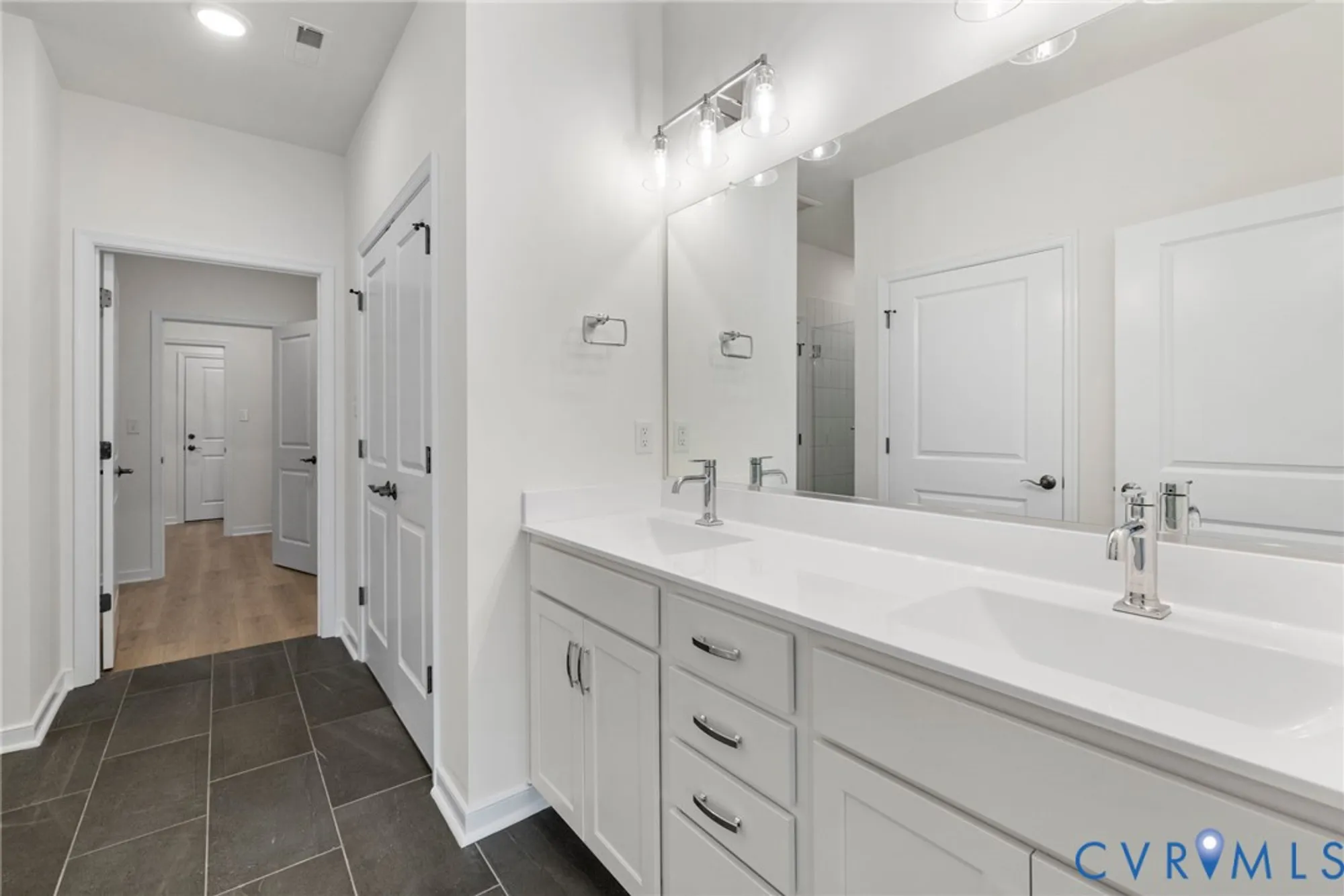 Property Slideshow image 10 of 21 | 16309 creekstone point ave, Moseley, VA, 23120