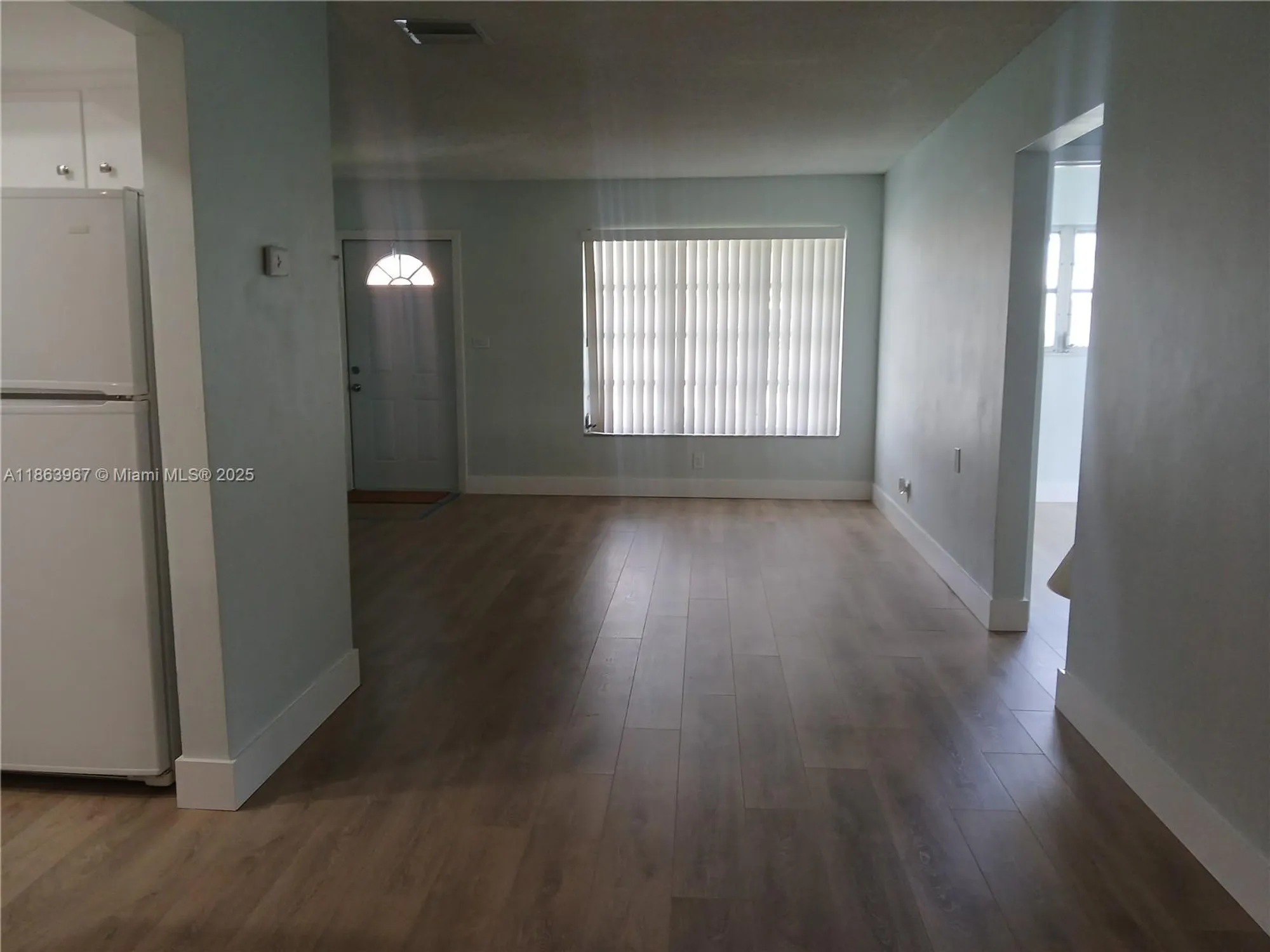 Property Slideshow image 4 of 16 | 4502 nw 46th st, Tamarac, FL, 33319