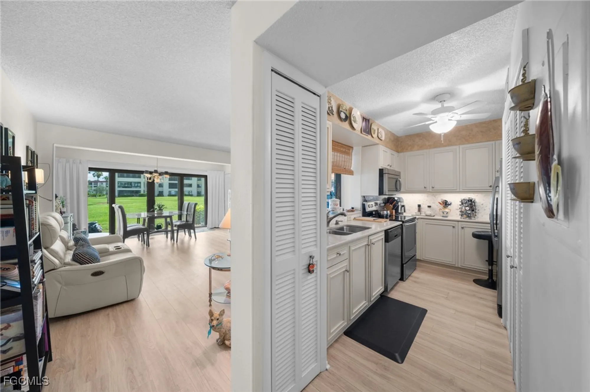 Property Slideshow image 8 of 35 | 7406 lake breeze dr apt 117, Fort Myers, FL, 33907