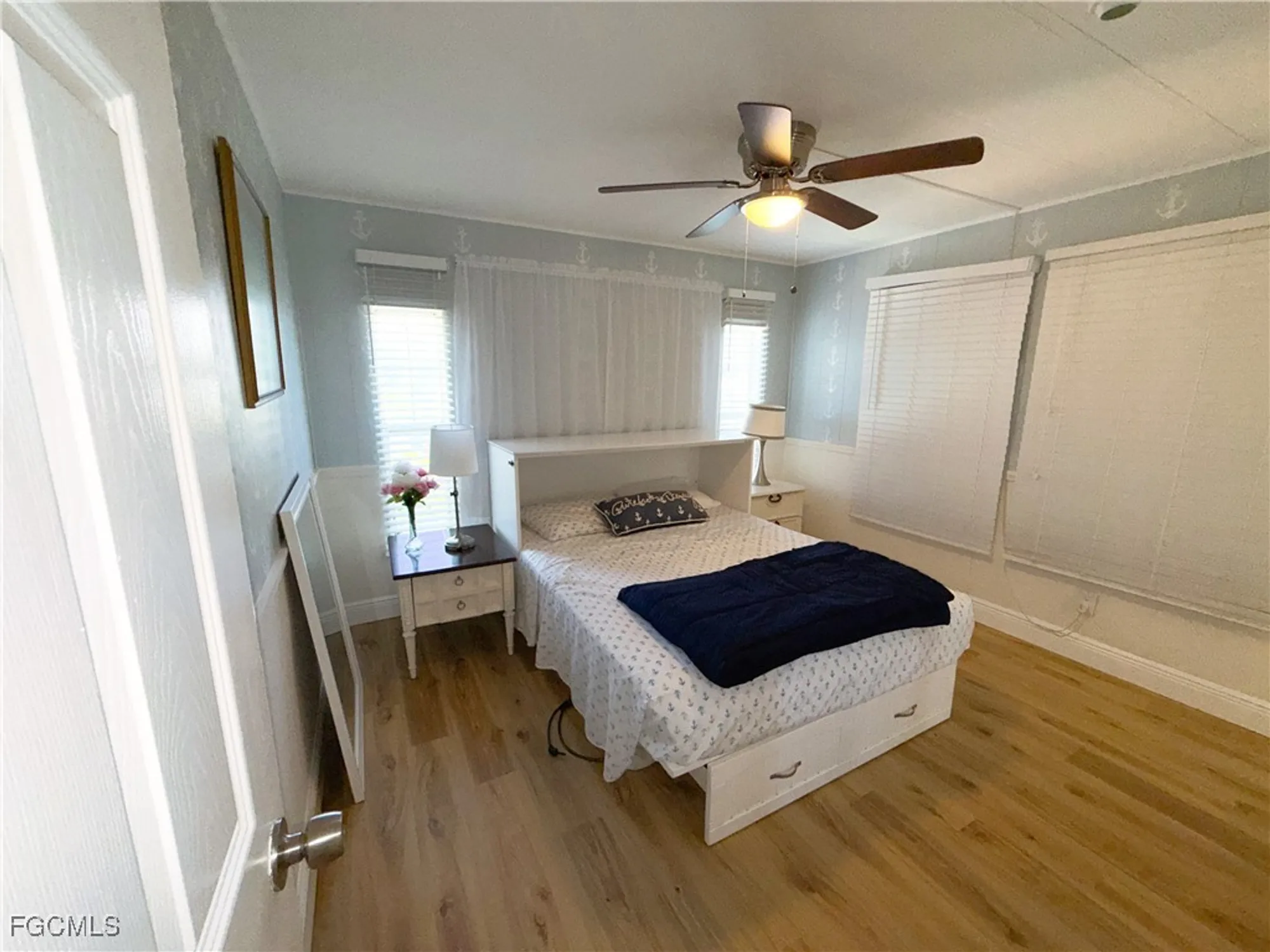 Property Slideshow image 11 of 31 | 5513 sir walter way, North Fort Myers, FL, 33917