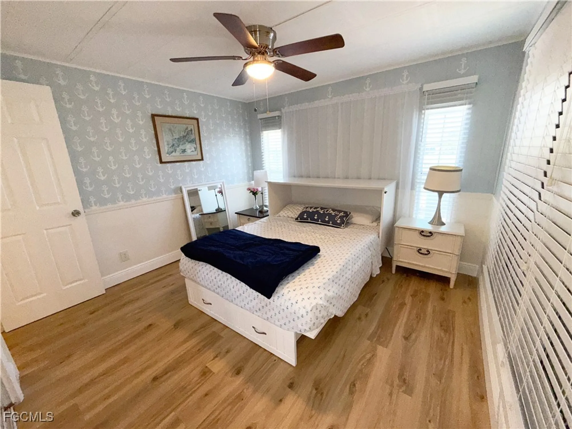 Property Slideshow image 12 of 31 | 5513 sir walter way, North Fort Myers, FL, 33917